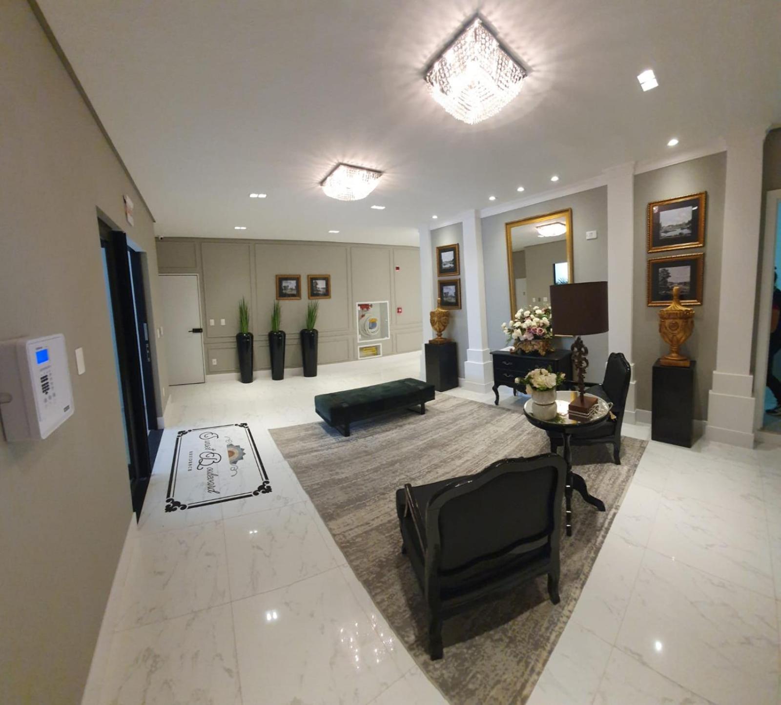 Apartment with Balcony photo 1