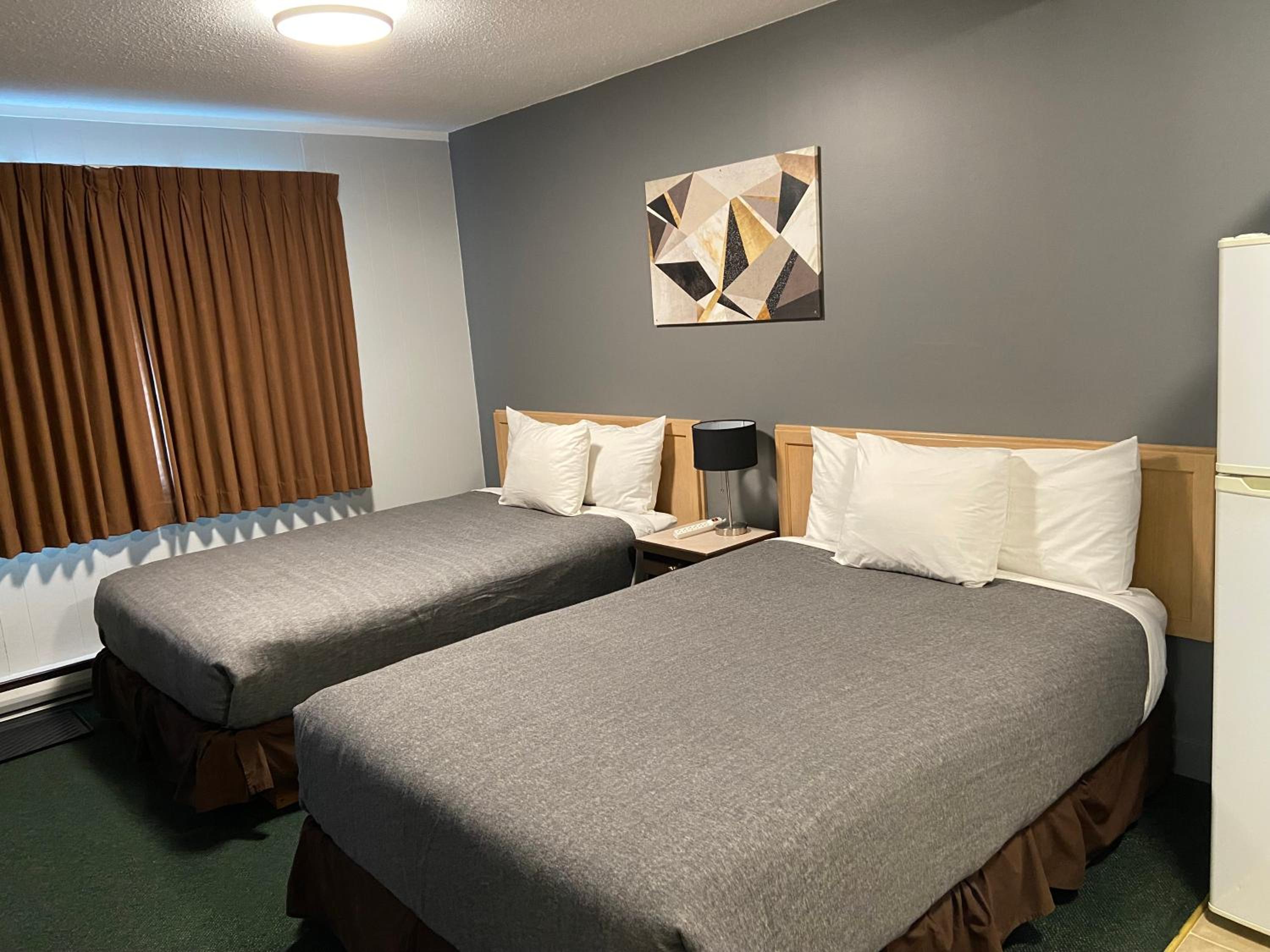 Deluxe Double Room With Kitchenette