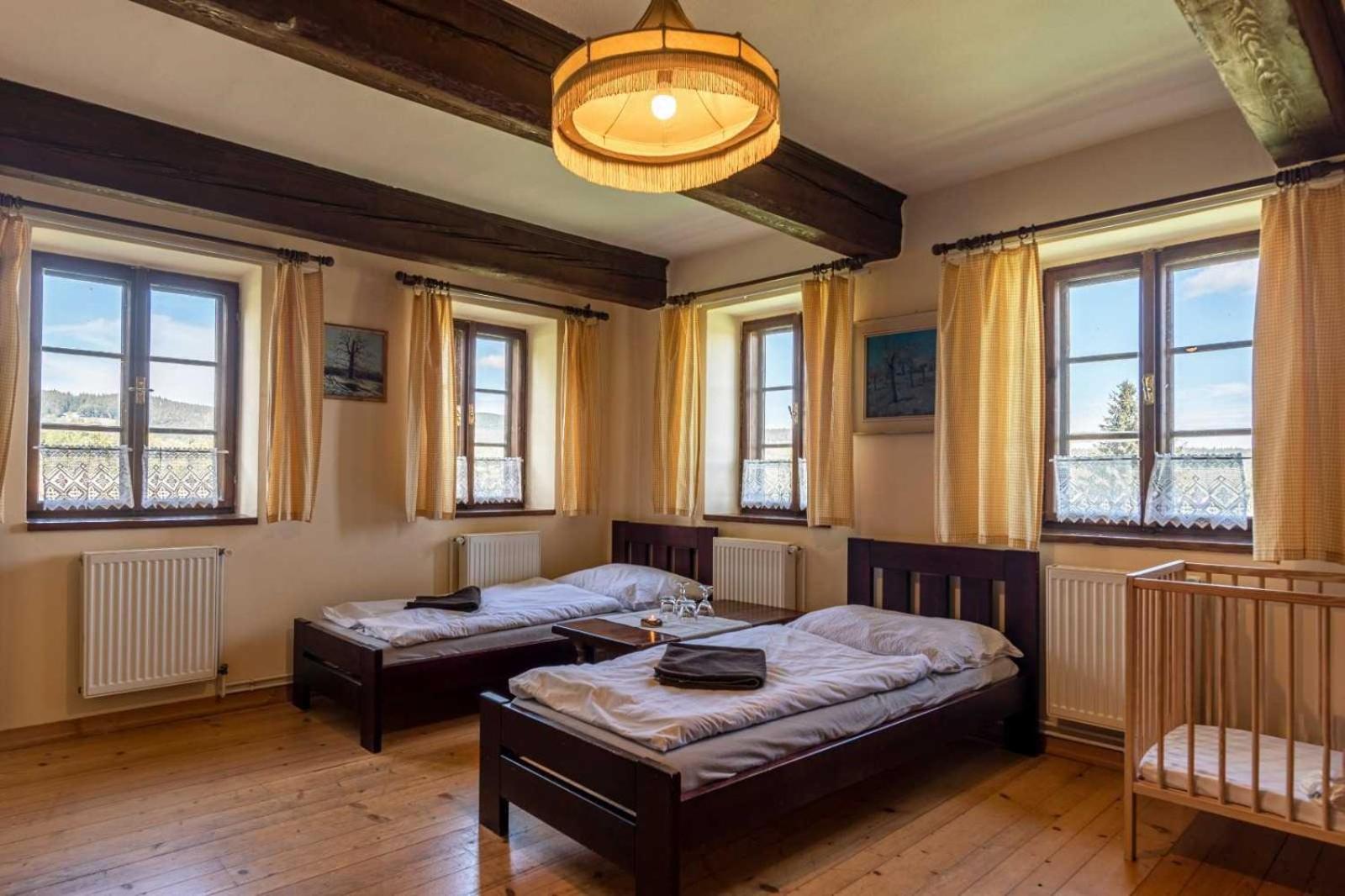Quadruple Room with Mountain View photo 3