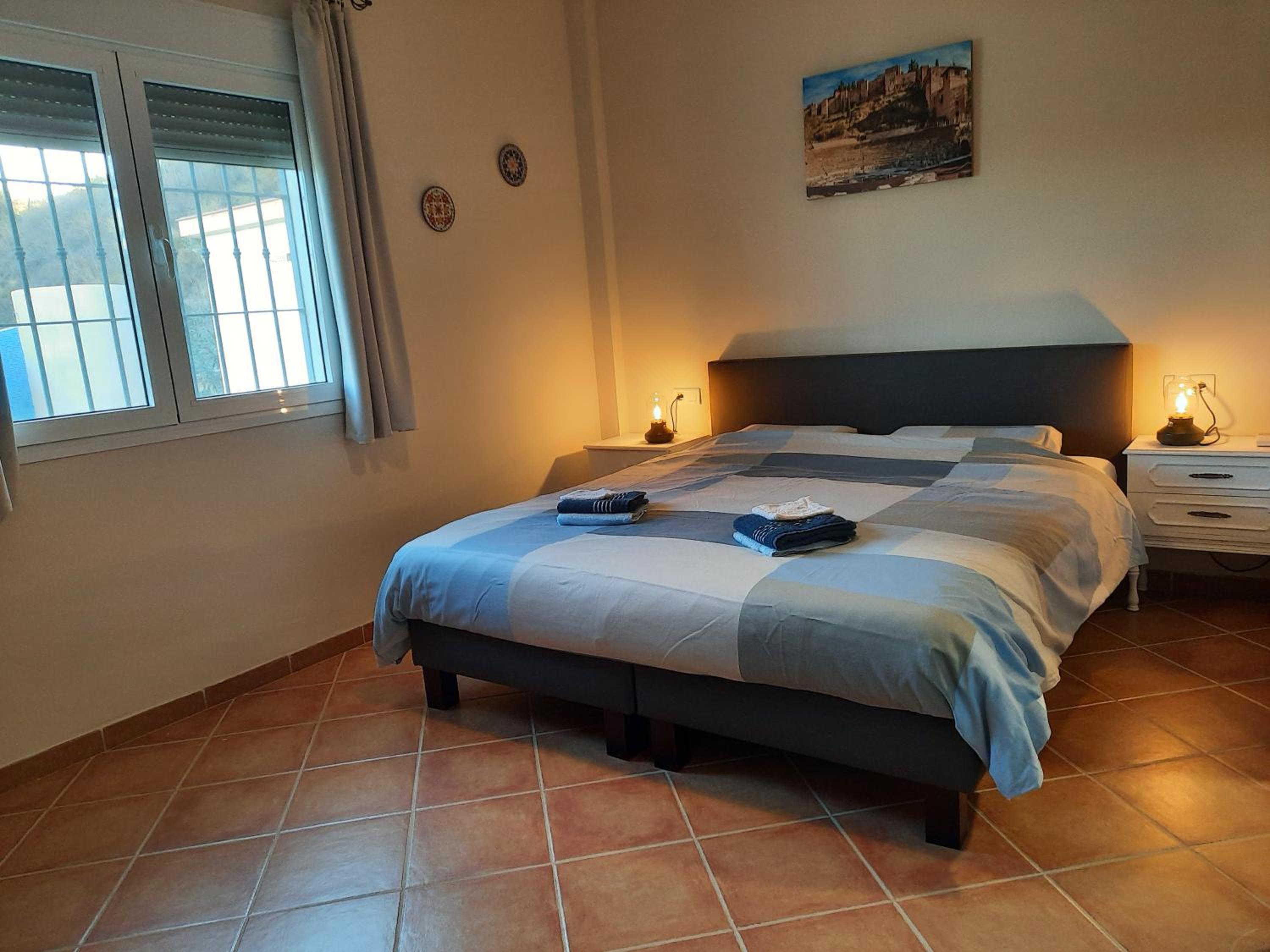 Habitación King con vista a la piscina