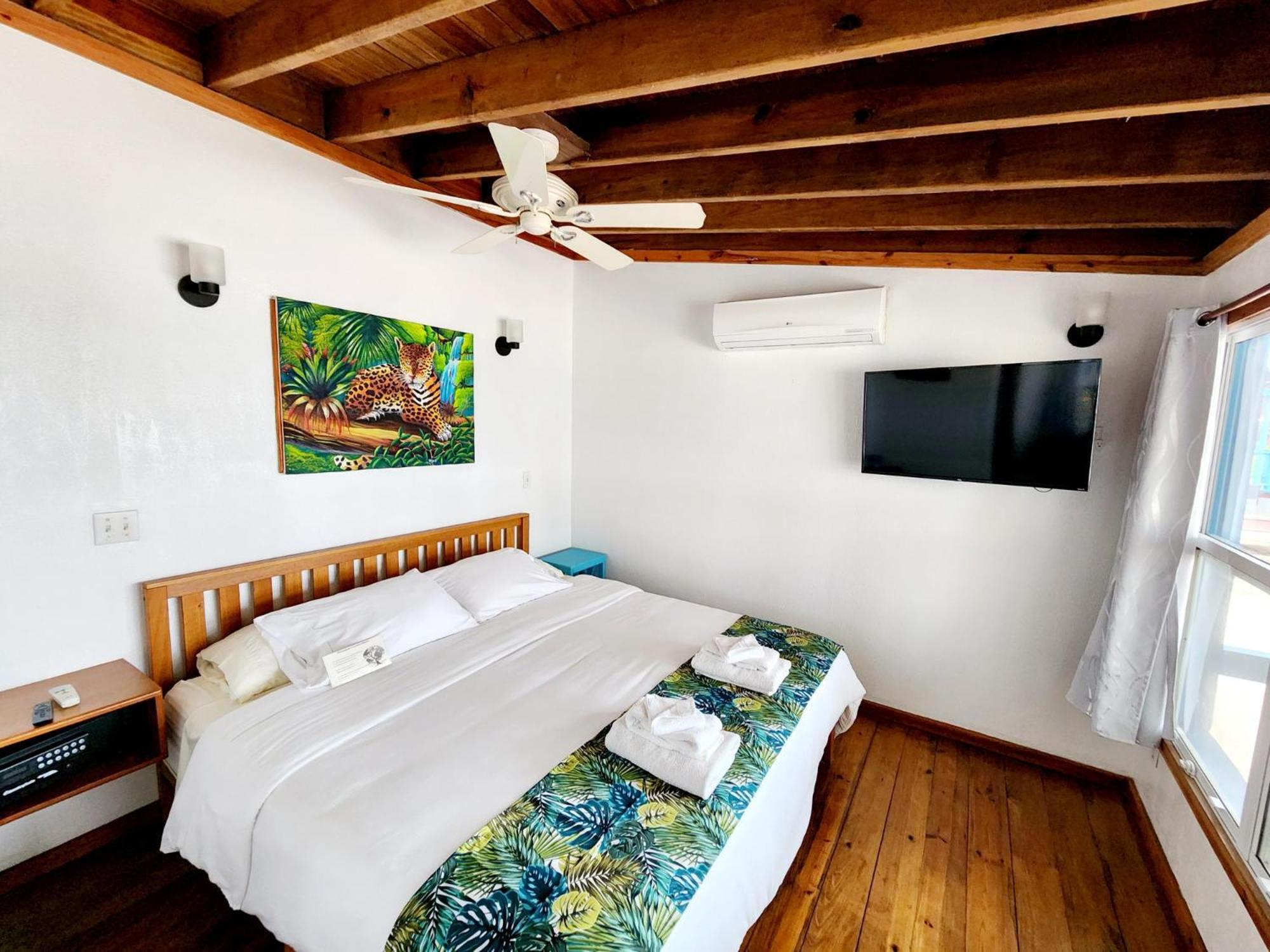 Deluxe Double Room with Sea View