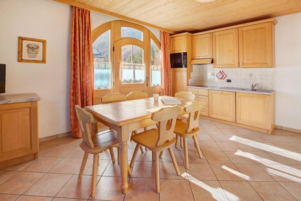 Apartment with Garden View - Photo 6