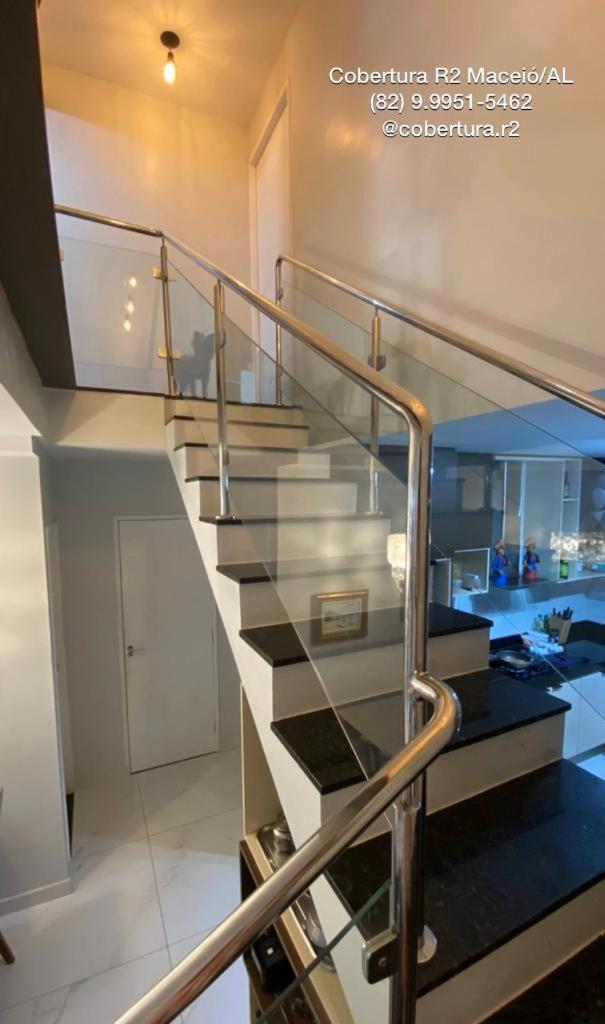 Apartment with Terrace - Photo 3
