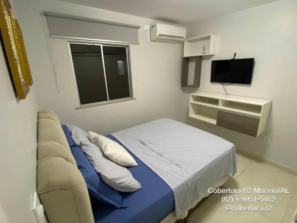 Apartment with Terrace - Photo 15