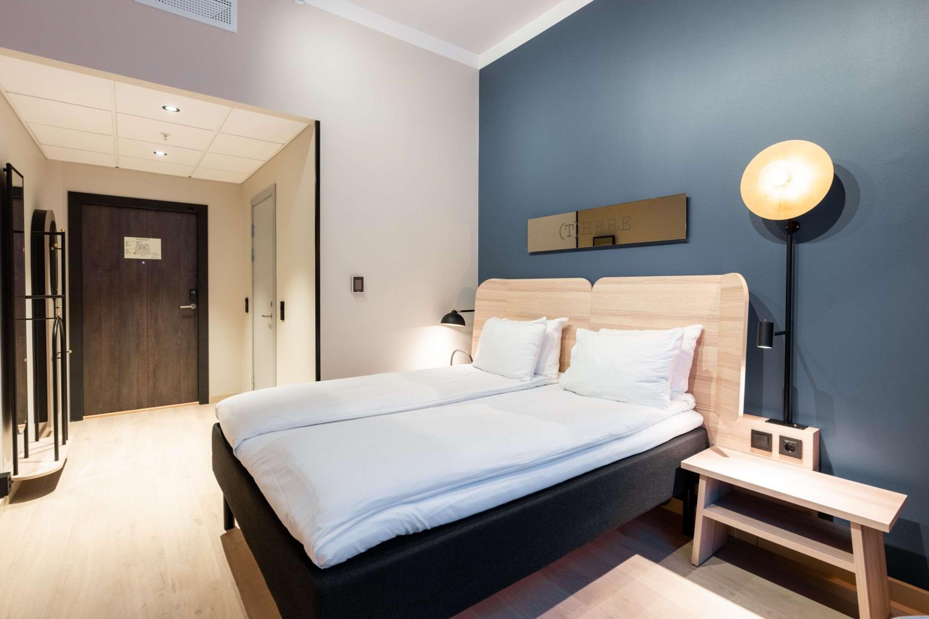 Standard Double Room - Photo 2