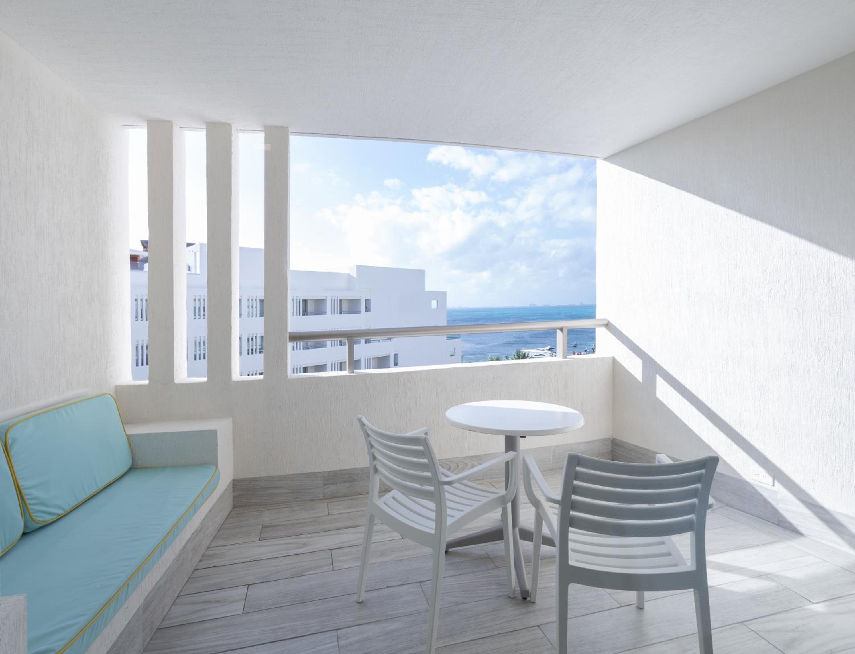 Deluxe Ocean View King