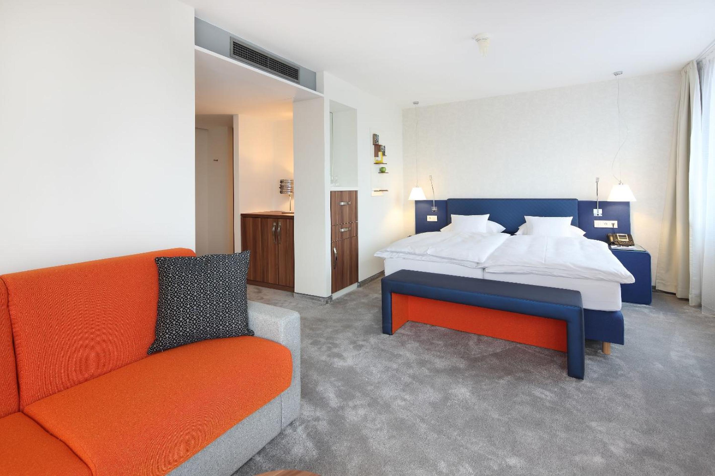 Junior Suite with Balcony photo 2