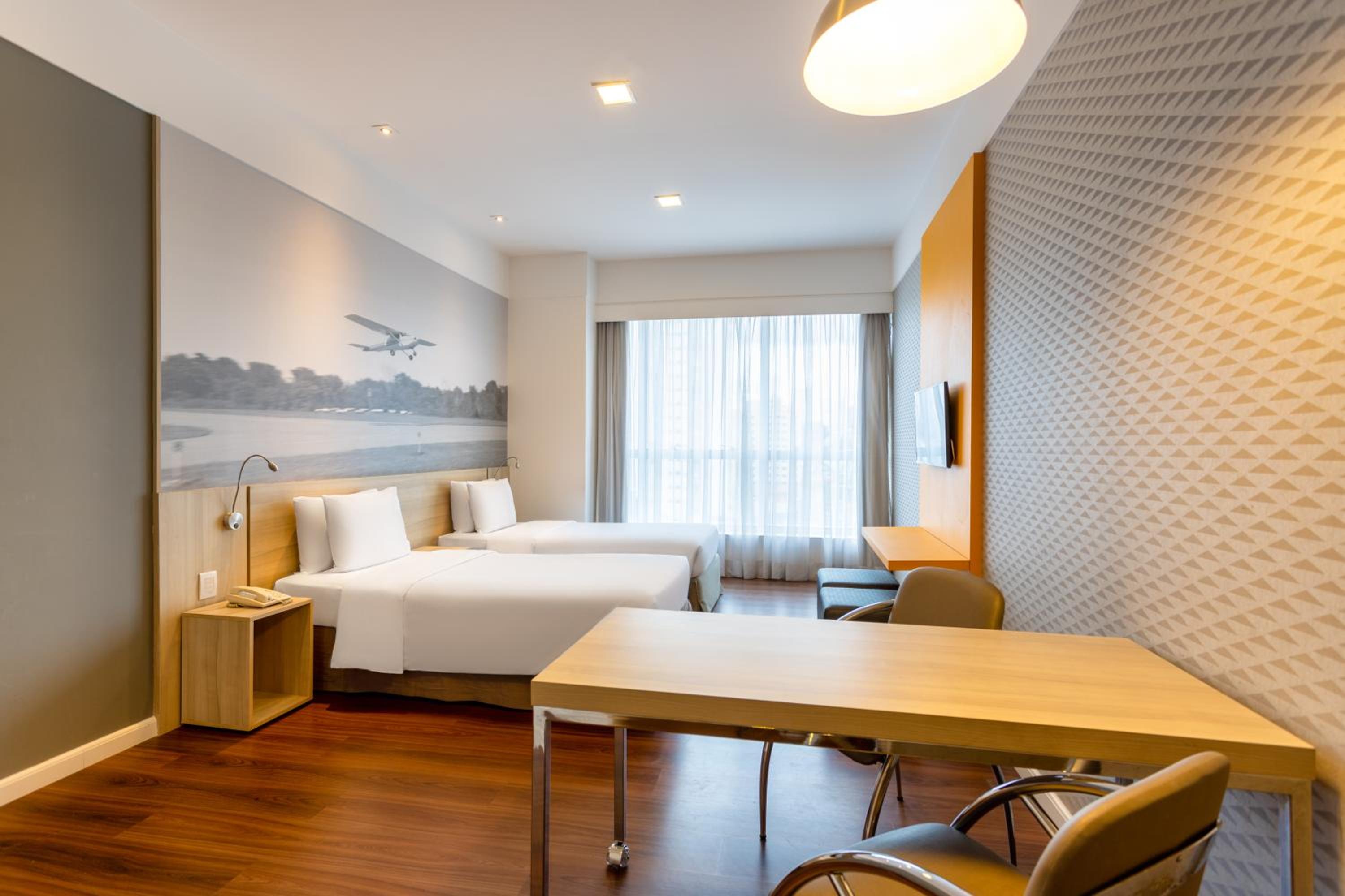 Deluxe Twin Room photo 3