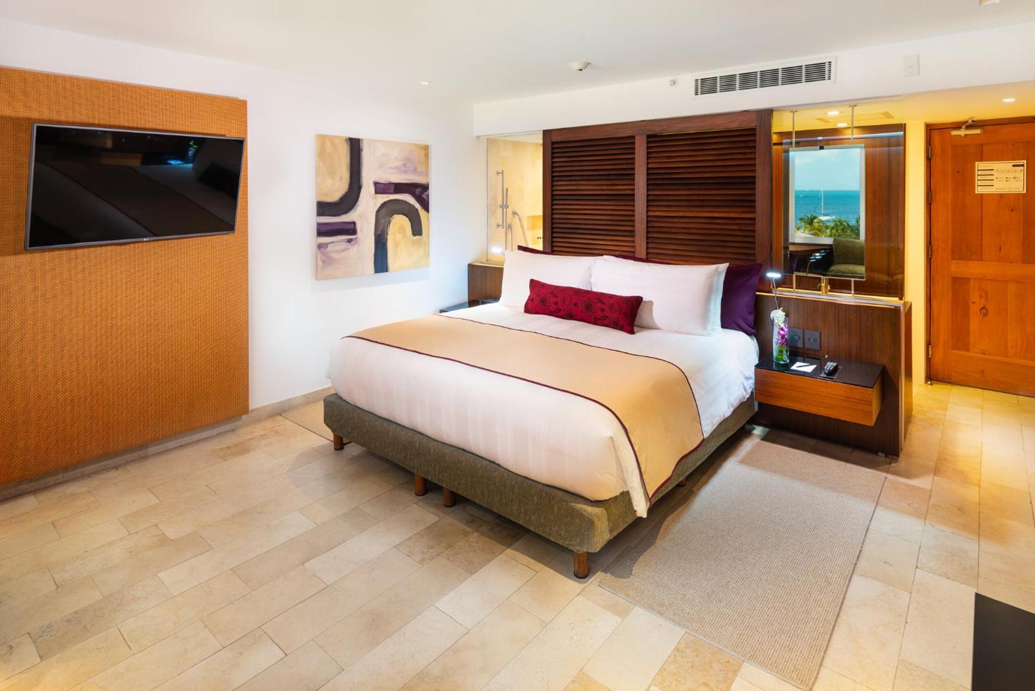Classic King Room - Photo 2