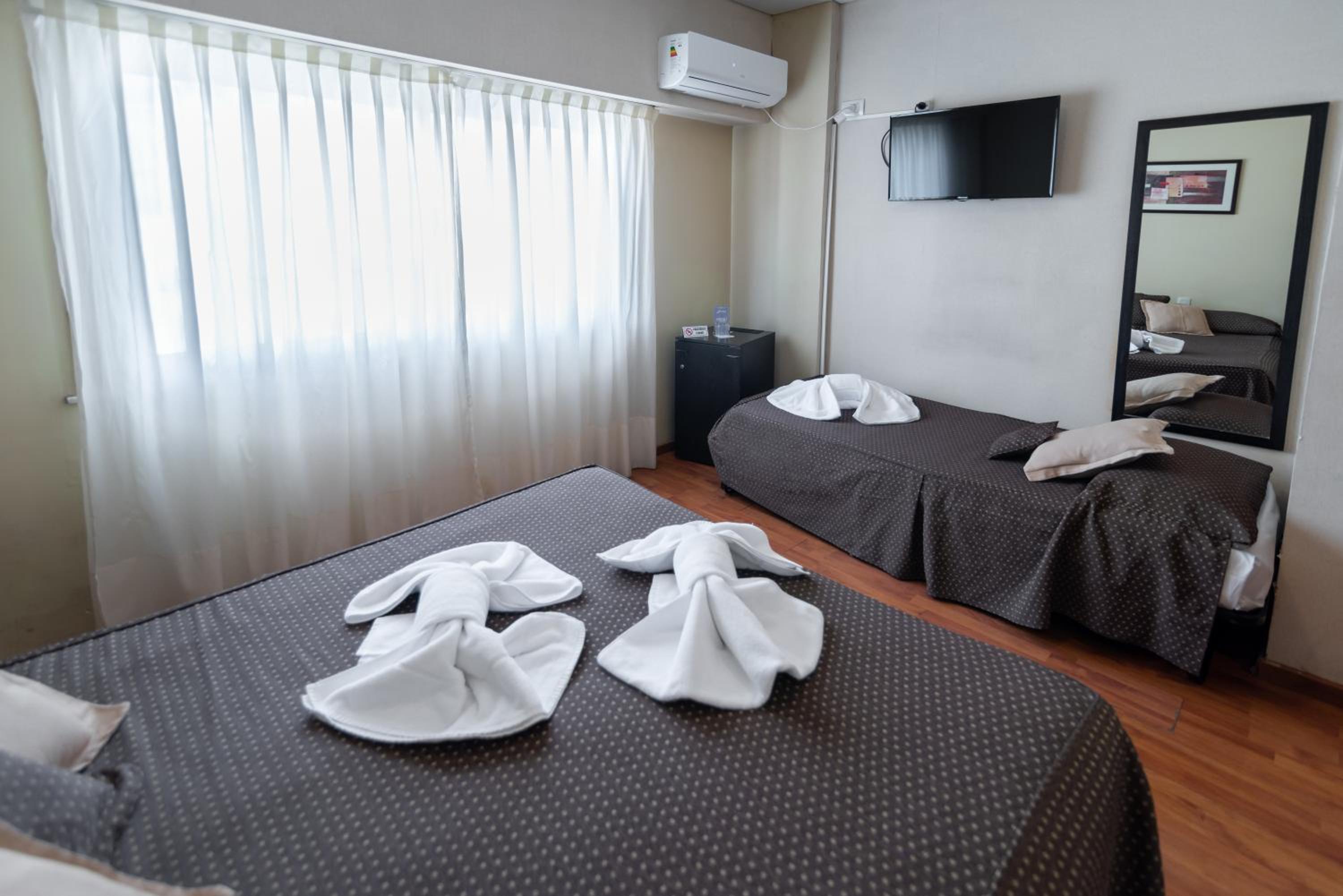 Standard Triple Room photo 2