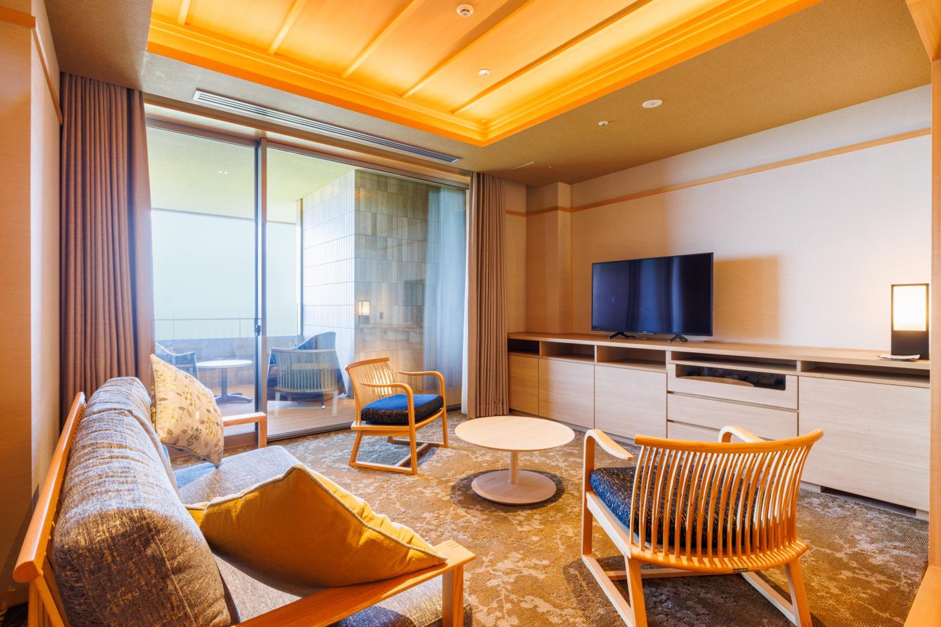 Deluxe Suite(With Open-air Bath) - Sea View photo 2