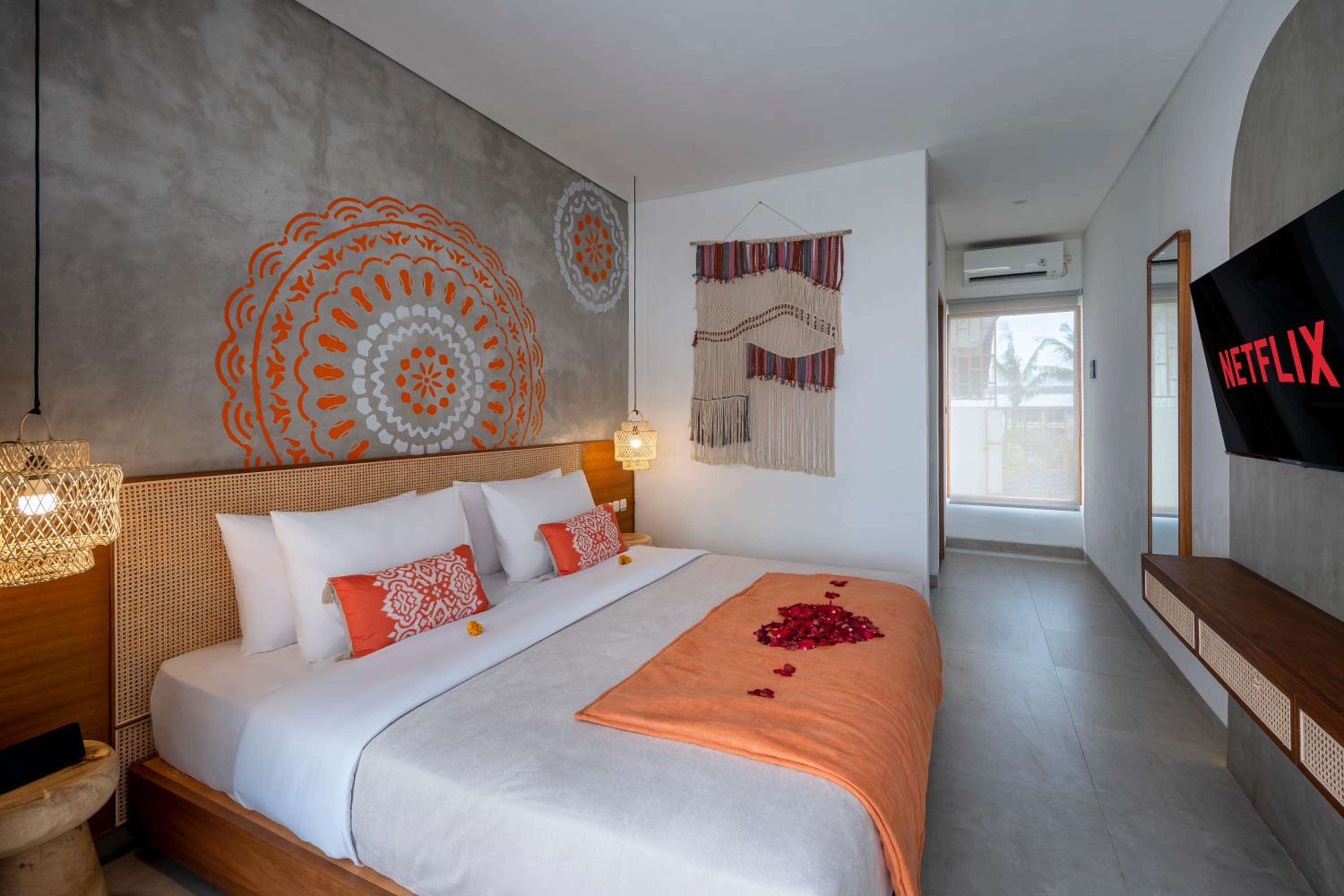Standard Double Room - Photo 10