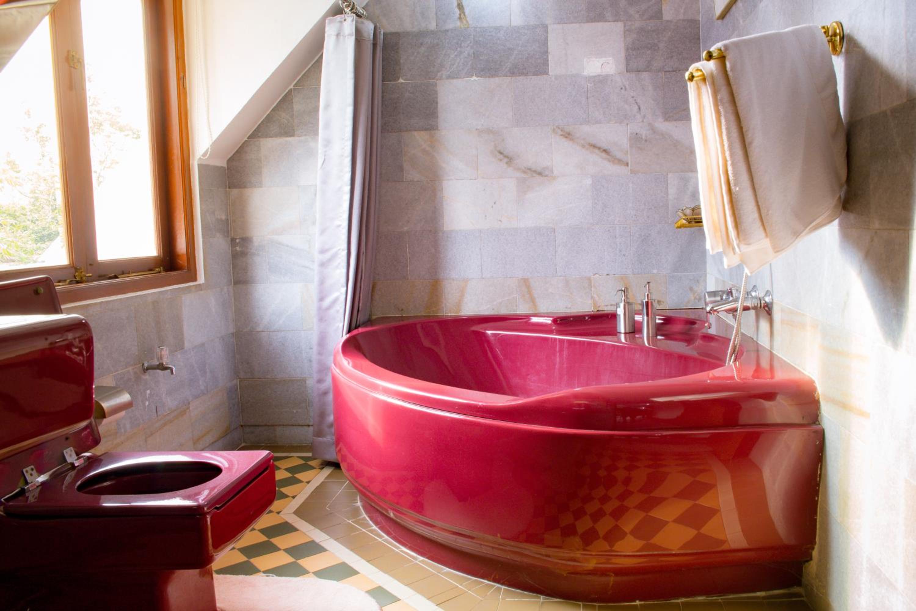 Villa with Private Pool - Photo 26