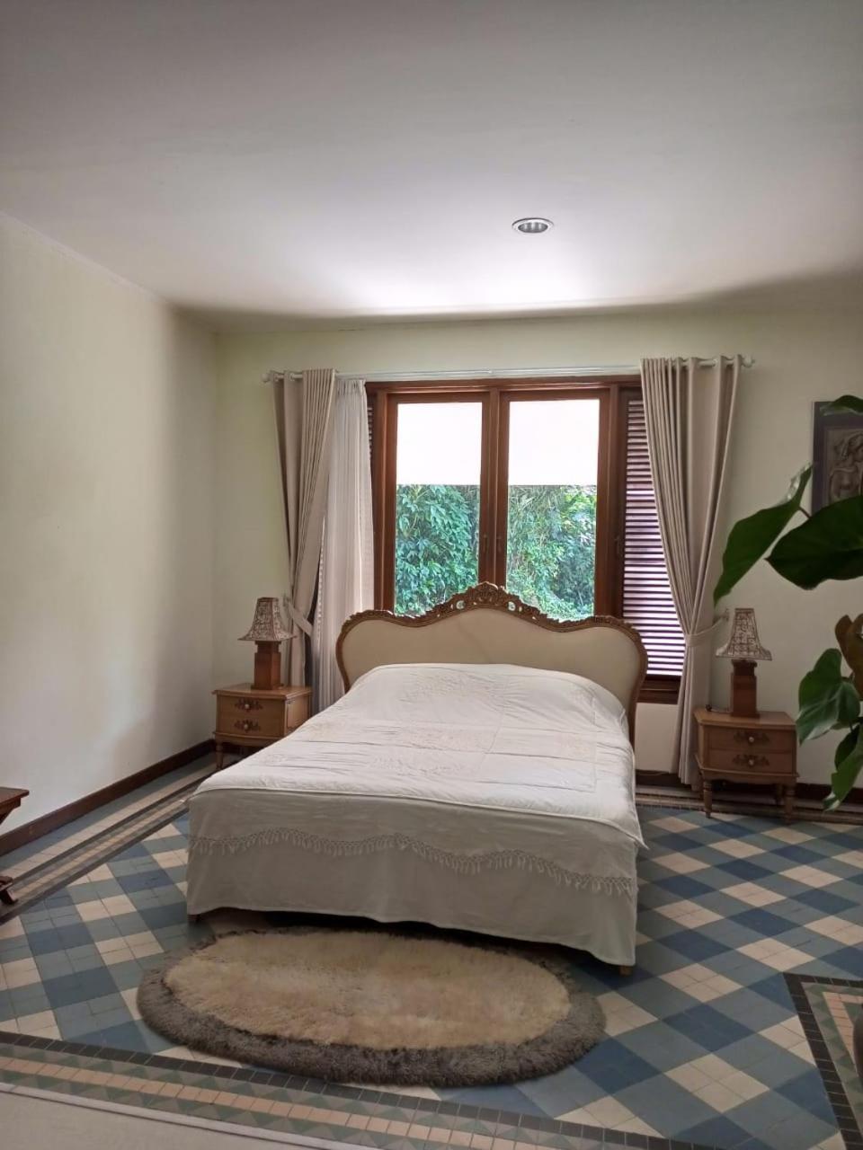 Villa with Private Pool - Photo 17