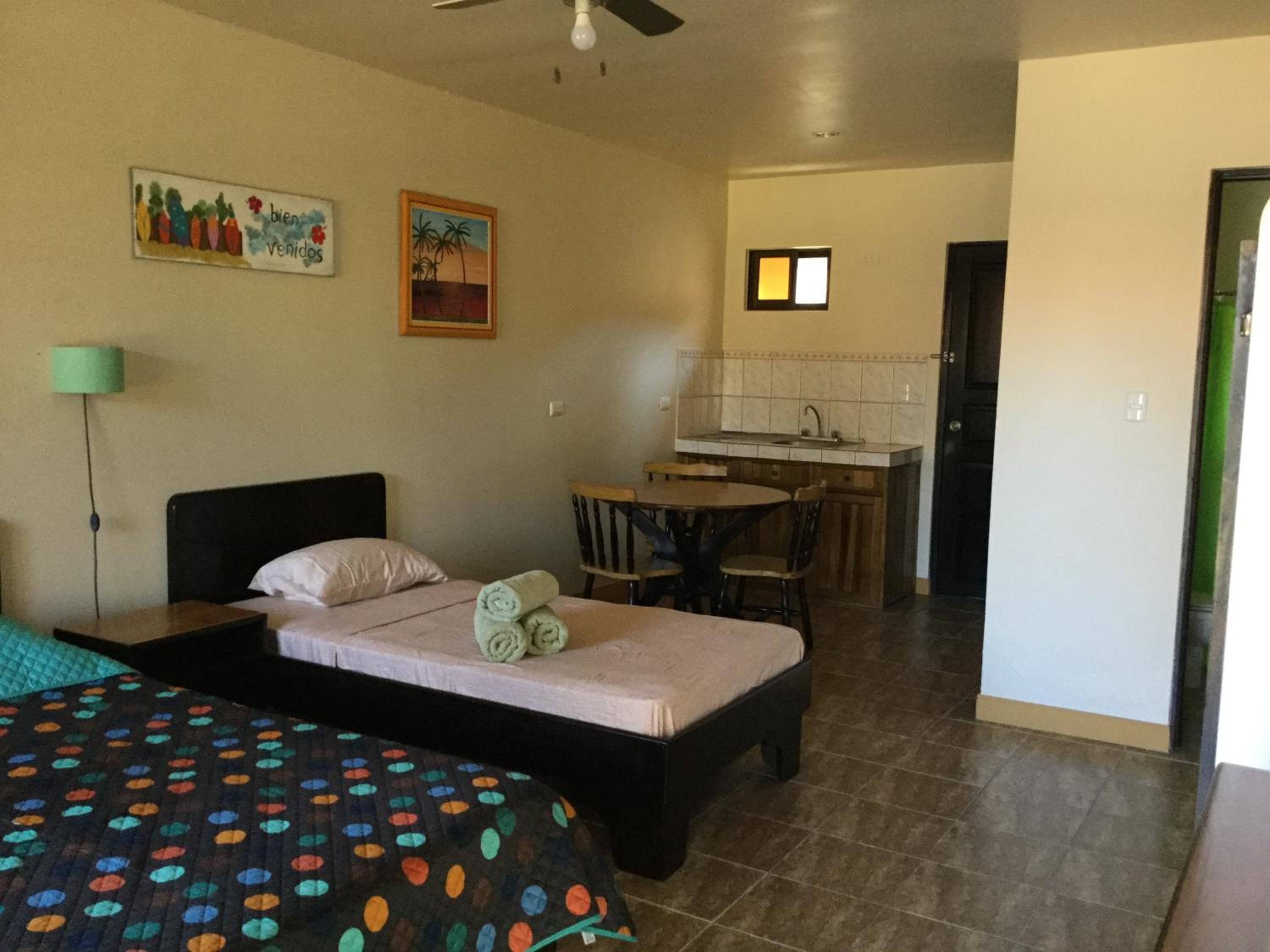 Standard Double or Twin Room photo 1