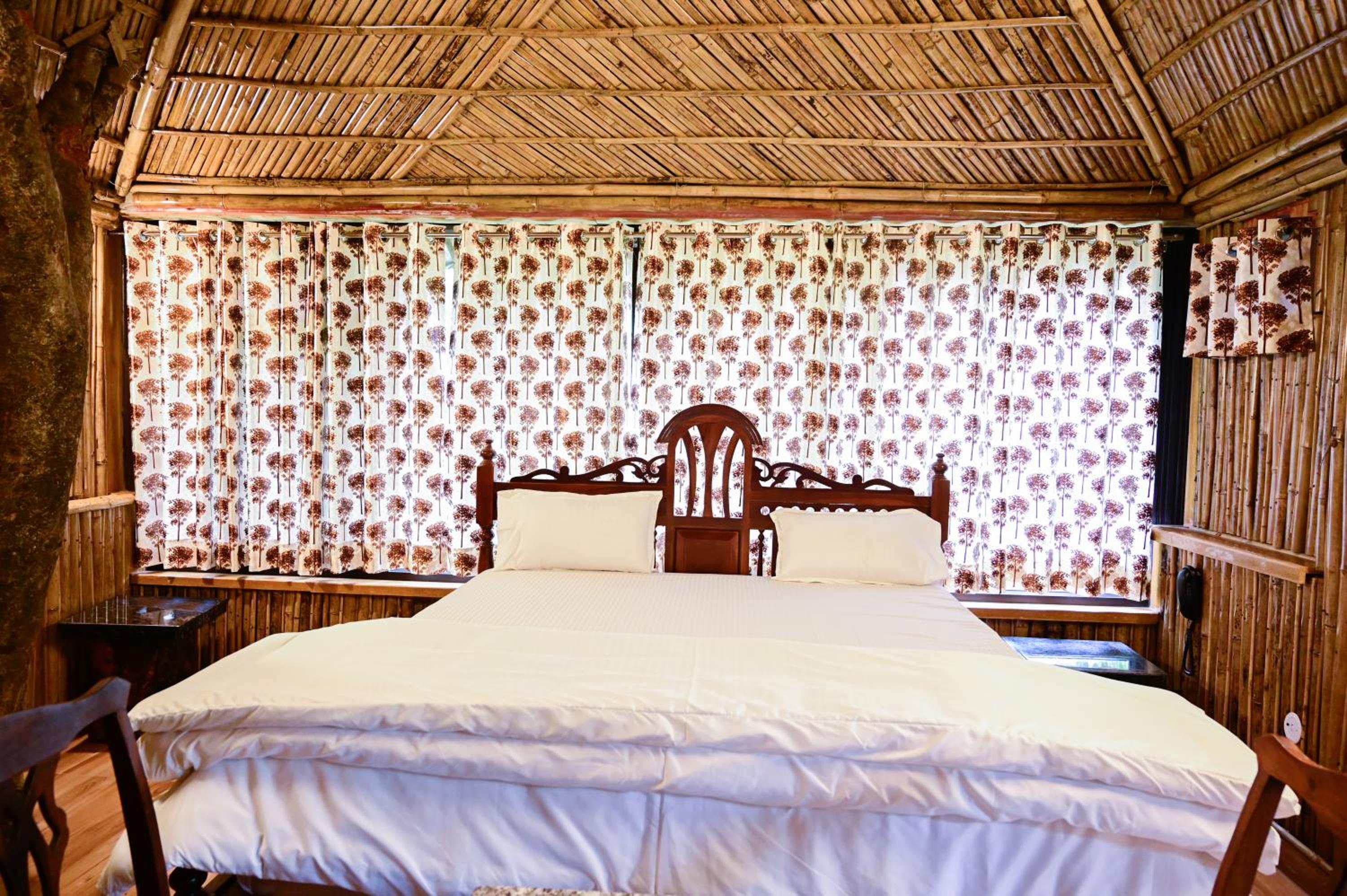 Suite with Mountain View - Photo 3