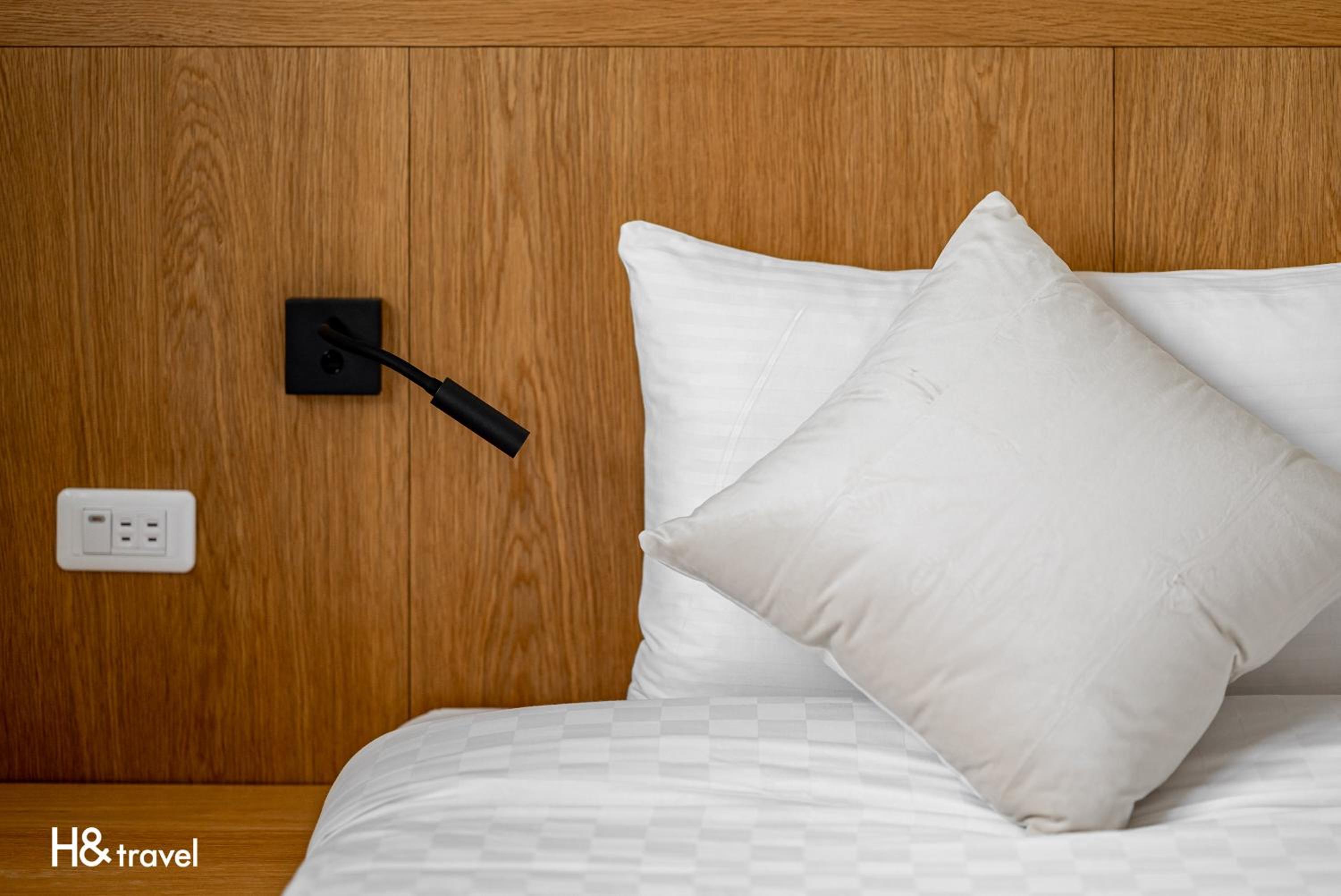 Superior Twin Room - Photo 10