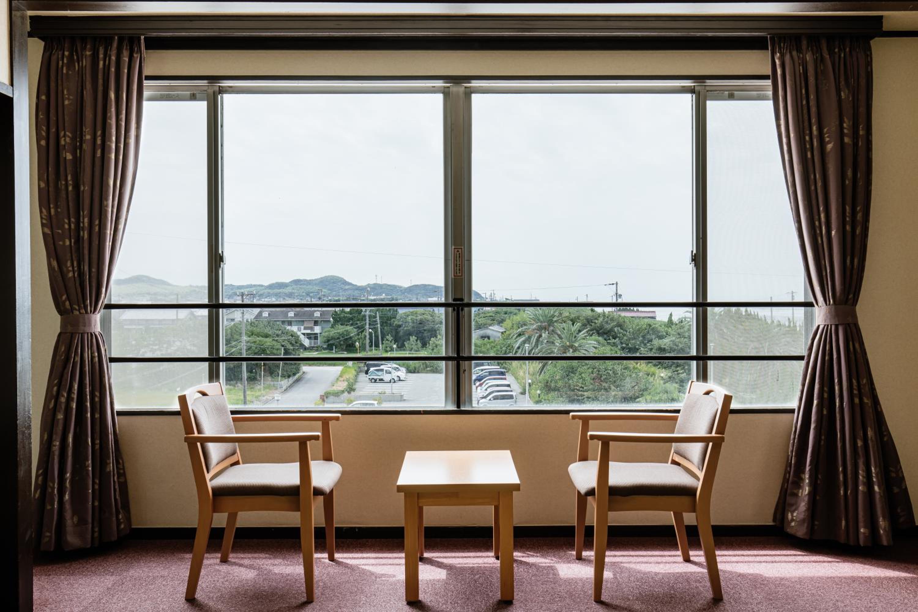Japanese-style Room with 8 Tatami - Photo 3