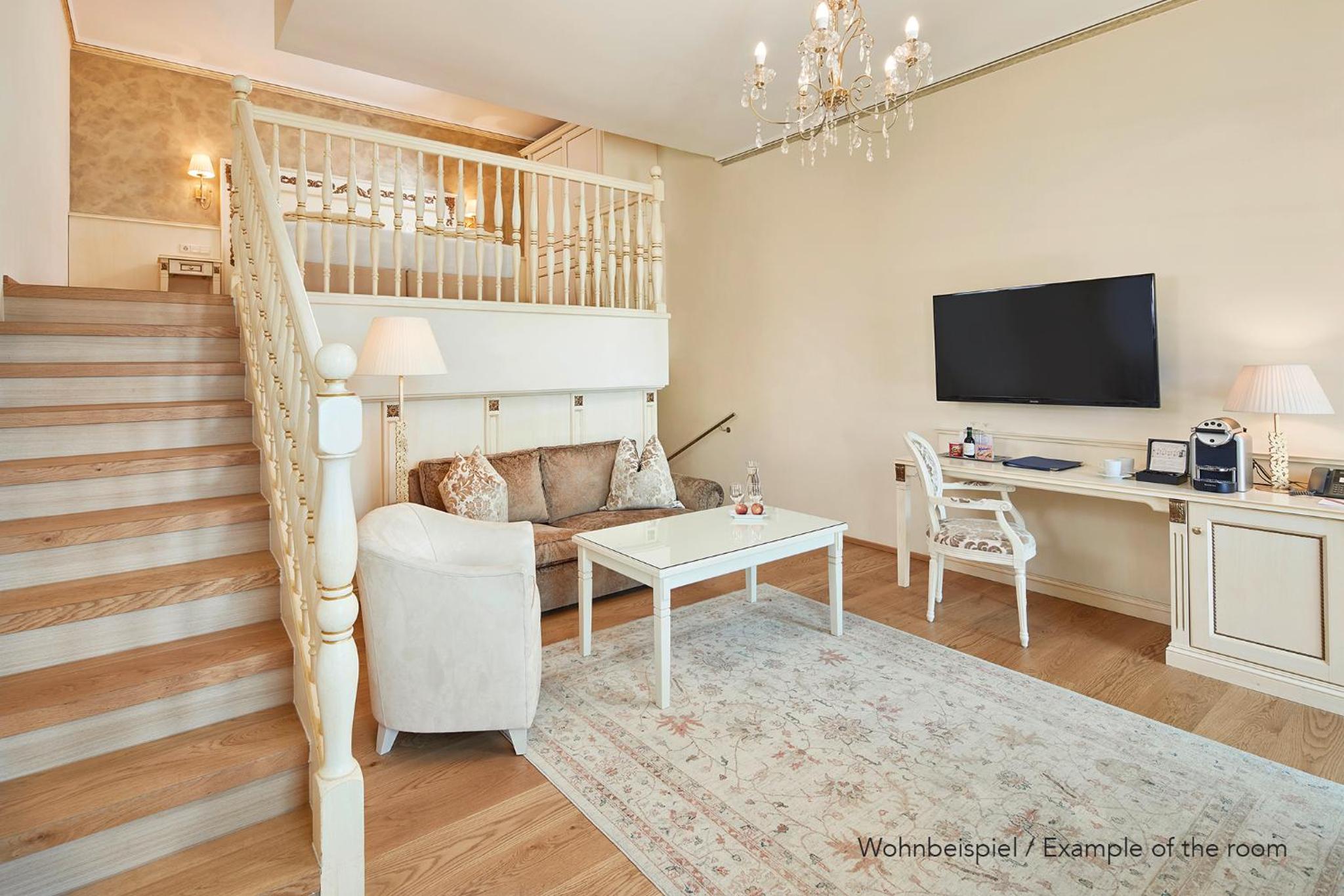 Superior Suite with Lake View - Photo 1
