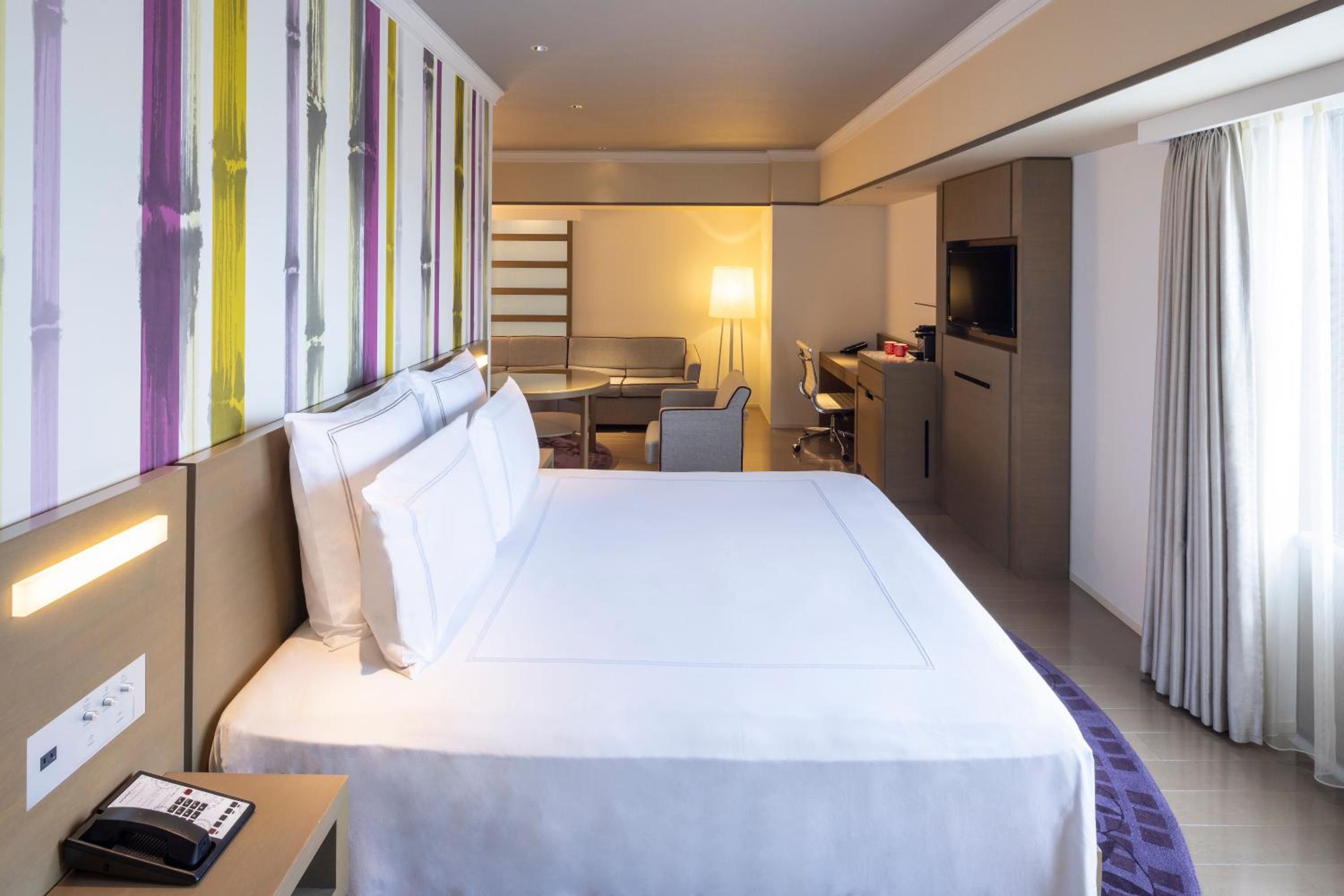 Junior King Suite - Photo 1