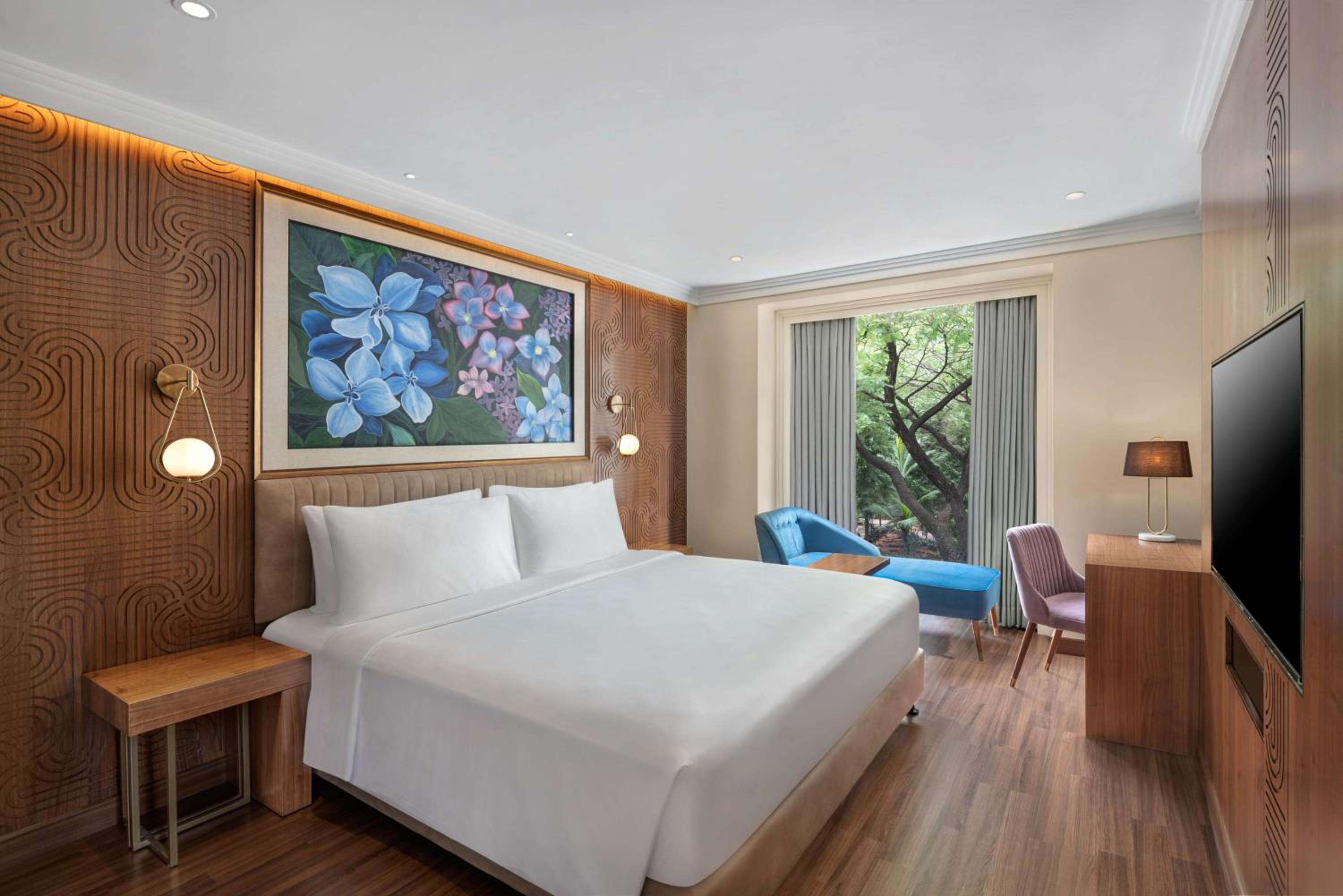 Premium Room King with Airport Transfers