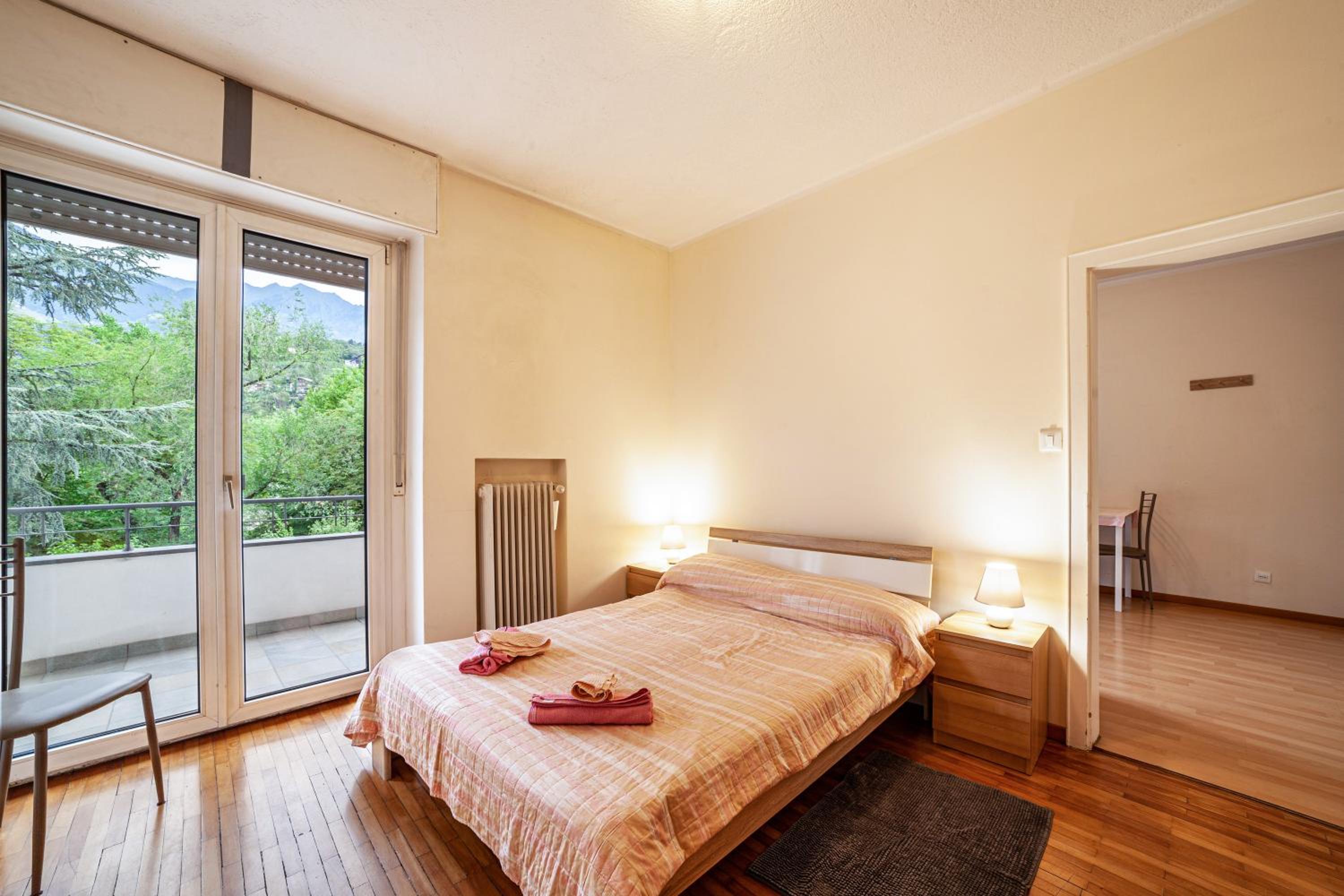 Superior One-Bedroom Apartment with Balcony