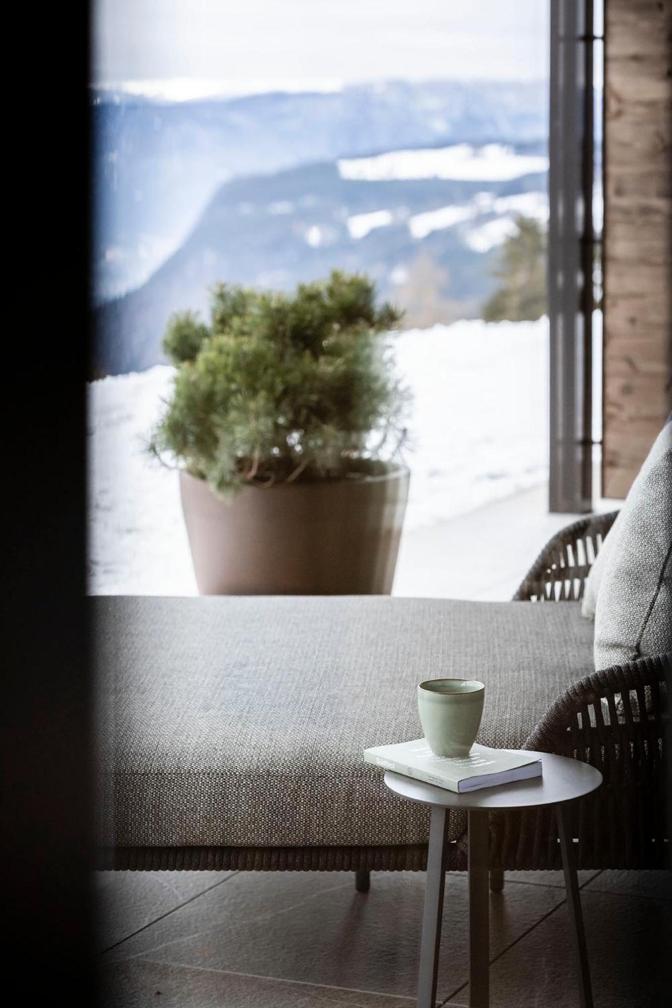 Apartment with Terrace - Photo 3