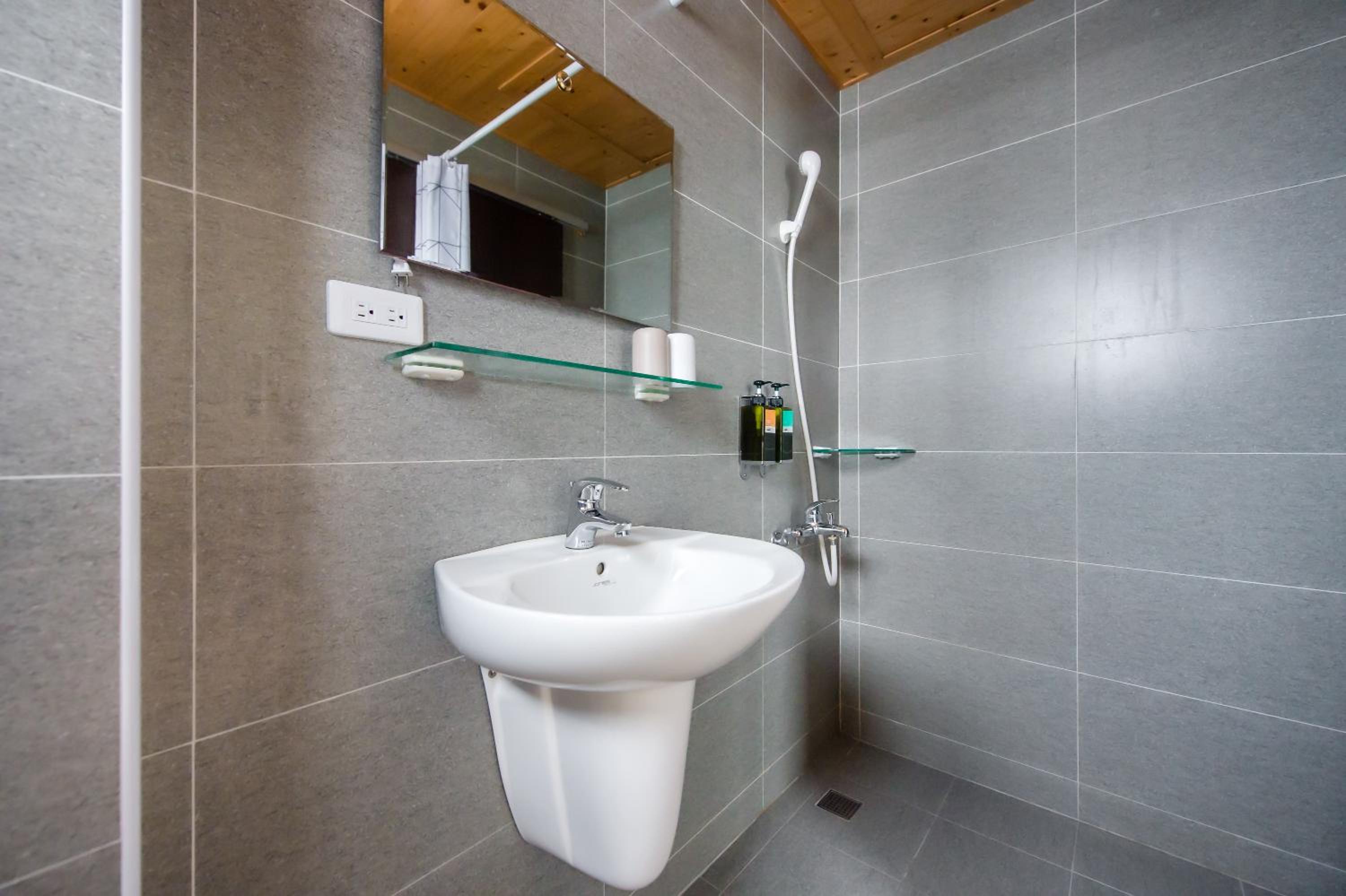 Double Room with Sea View and Balcony photo 3