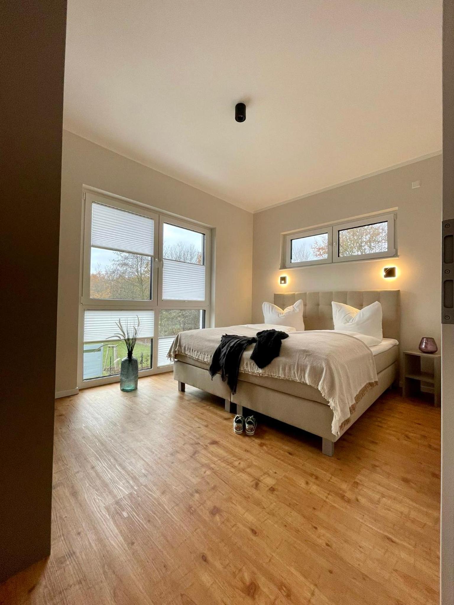 Three-Bedroom House photo 2
