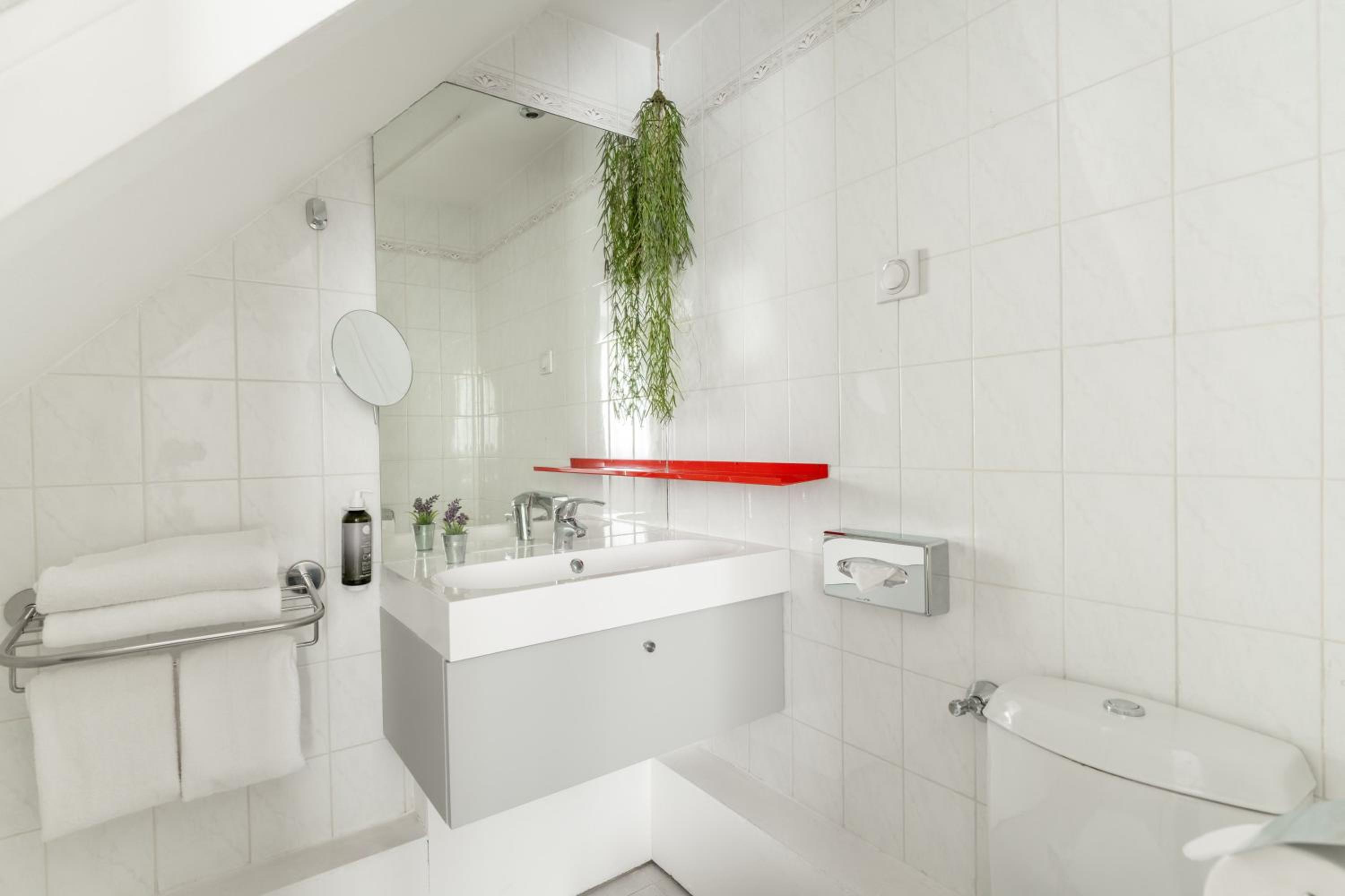 Connecting Room - 2 Bedrooms