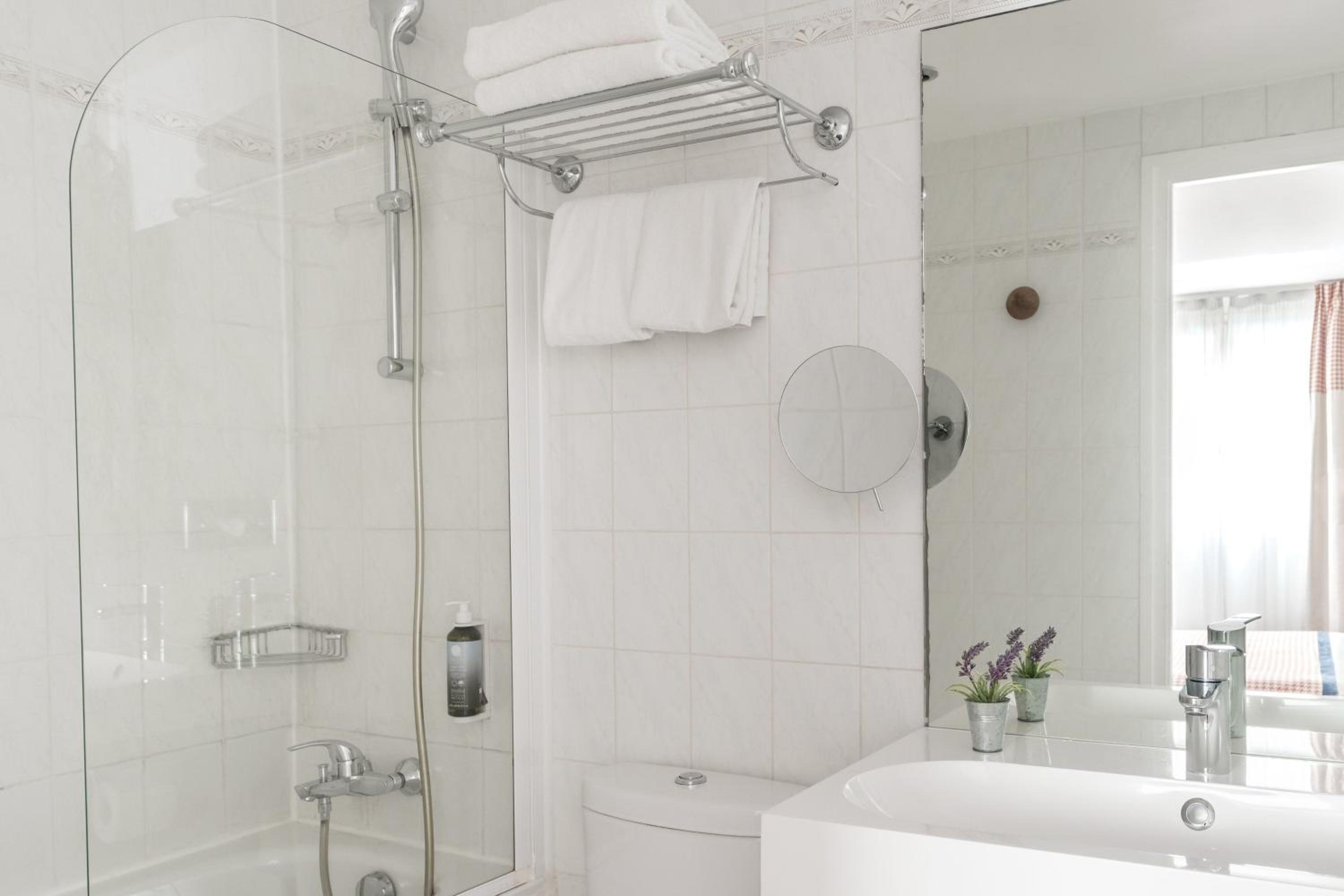 Connecting Room - 2 Bedrooms