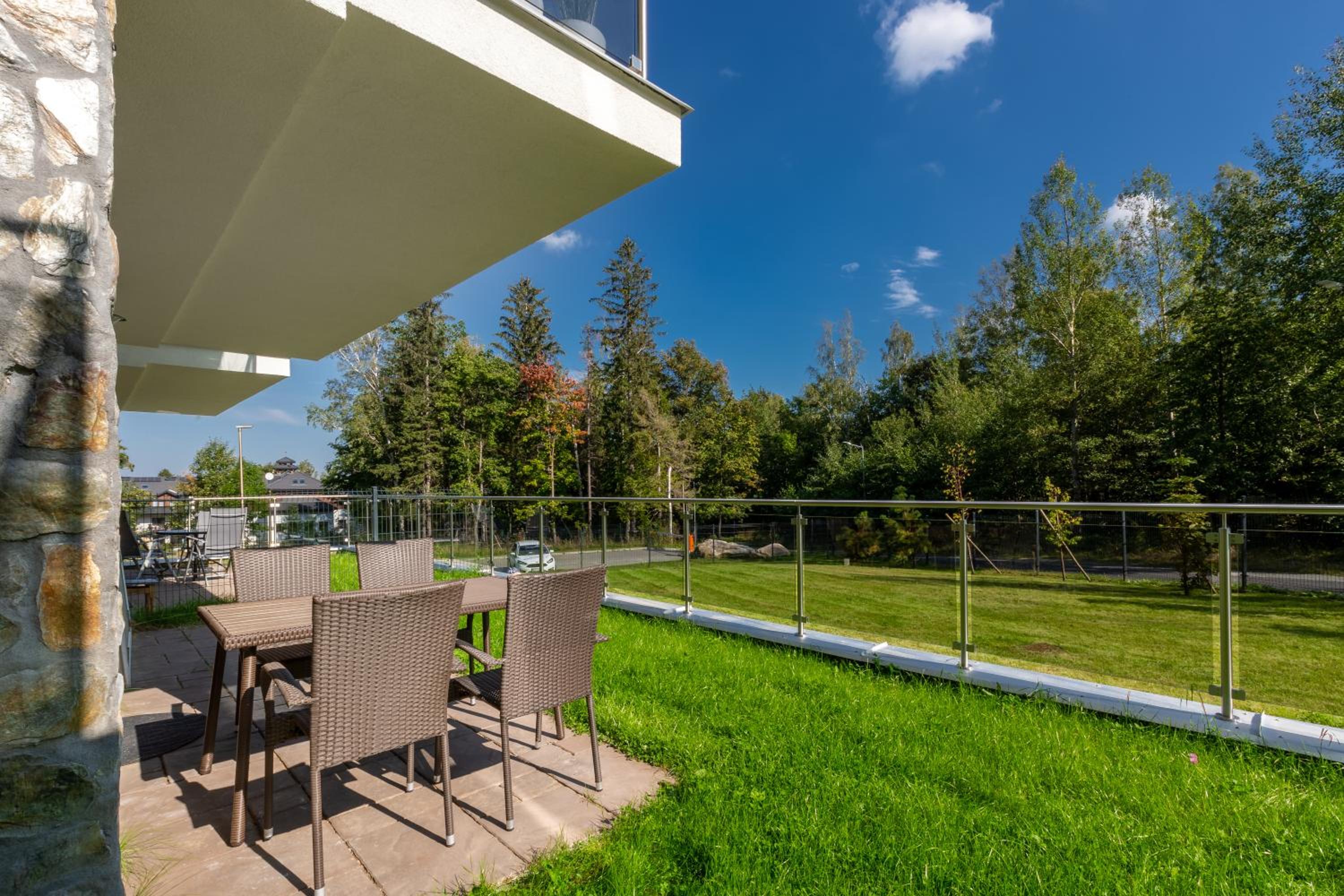 Apartment with Garden View - Photo 6