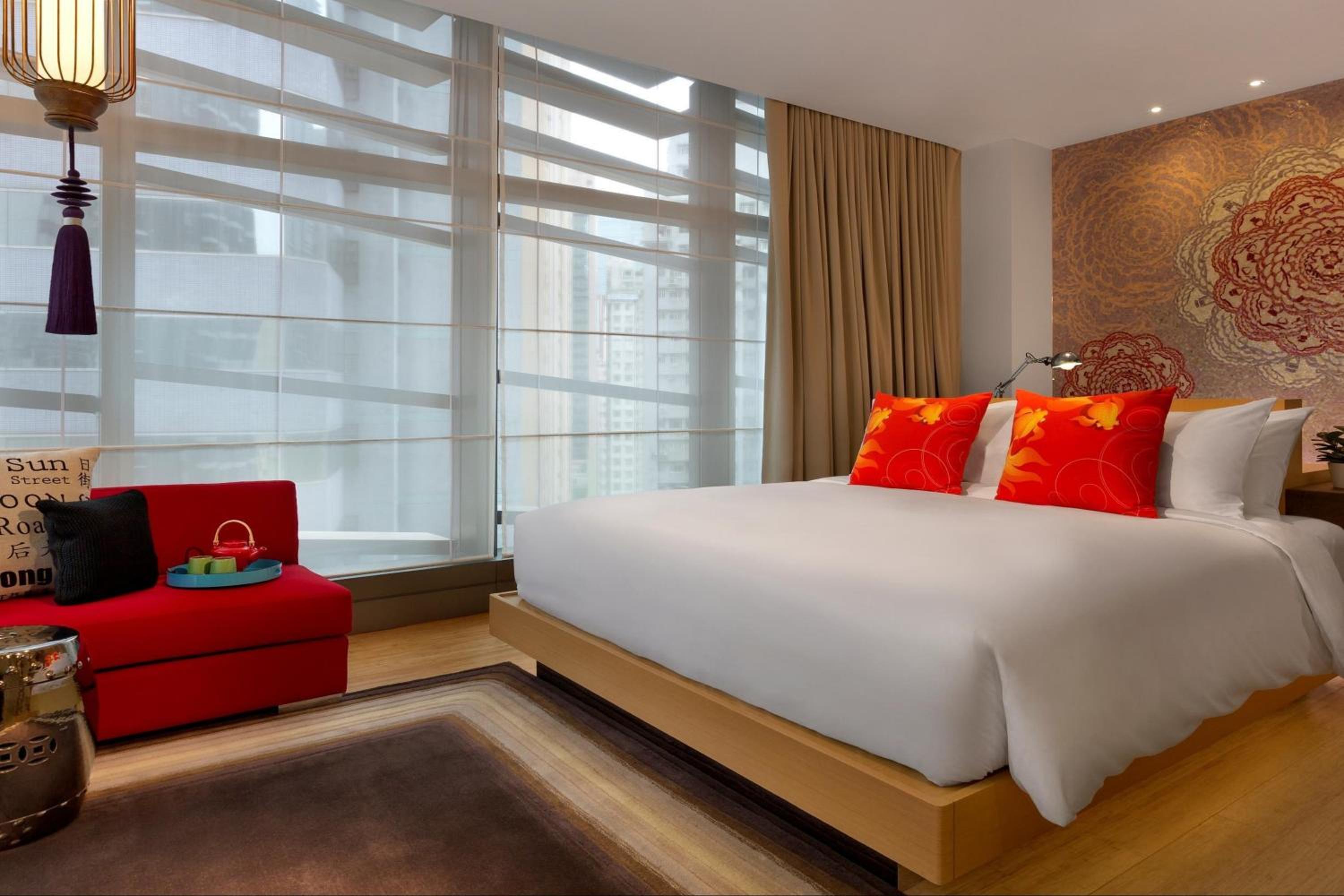 Premium King Room photo 2