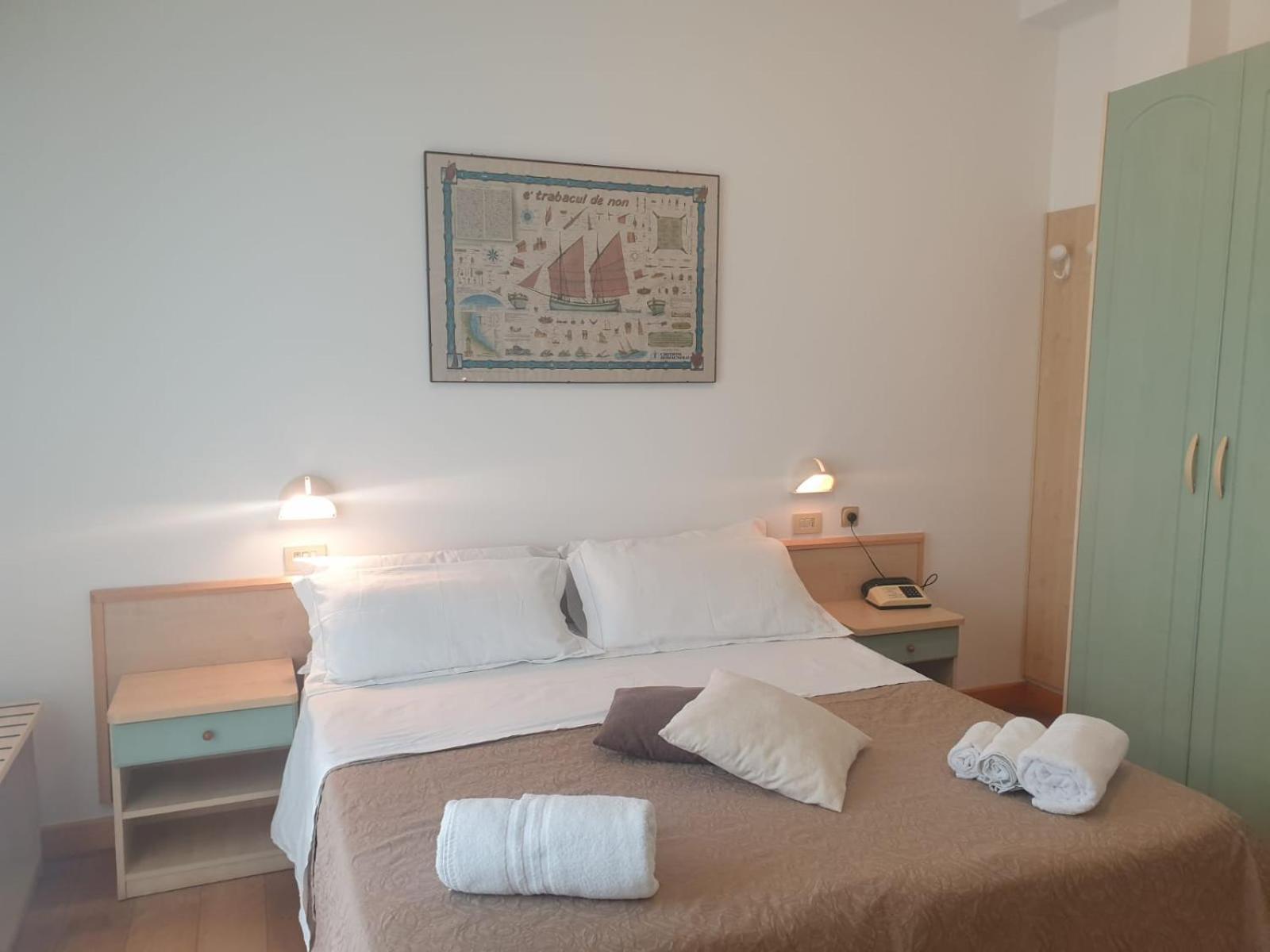 Budget Double or Twin Room - Photo 33
