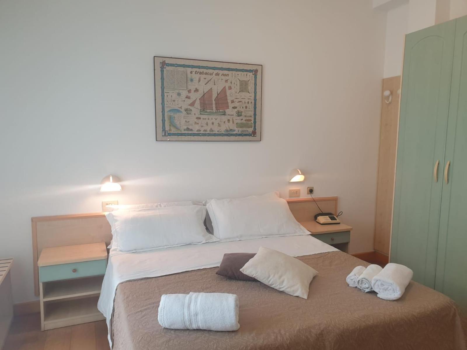 Budget Double or Twin Room - Photo 26