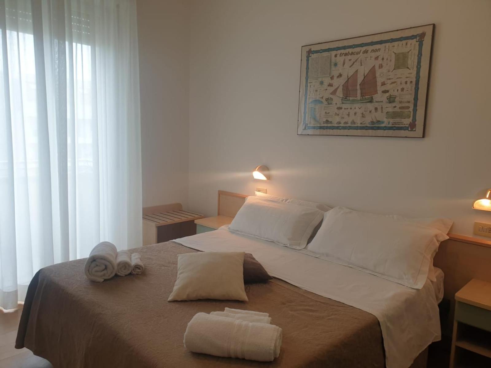 Budget Double or Twin Room - Photo 28