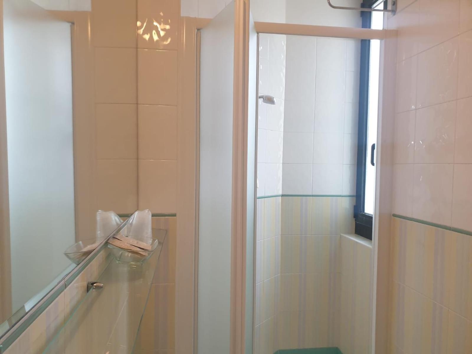 Budget Double or Twin Room - Photo 3