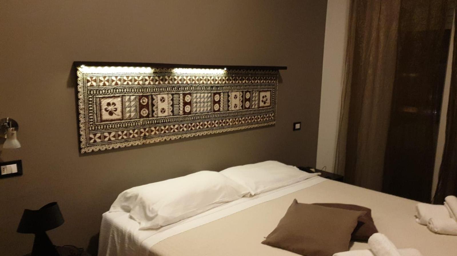 Superior Double or Twin Room - Photo 7