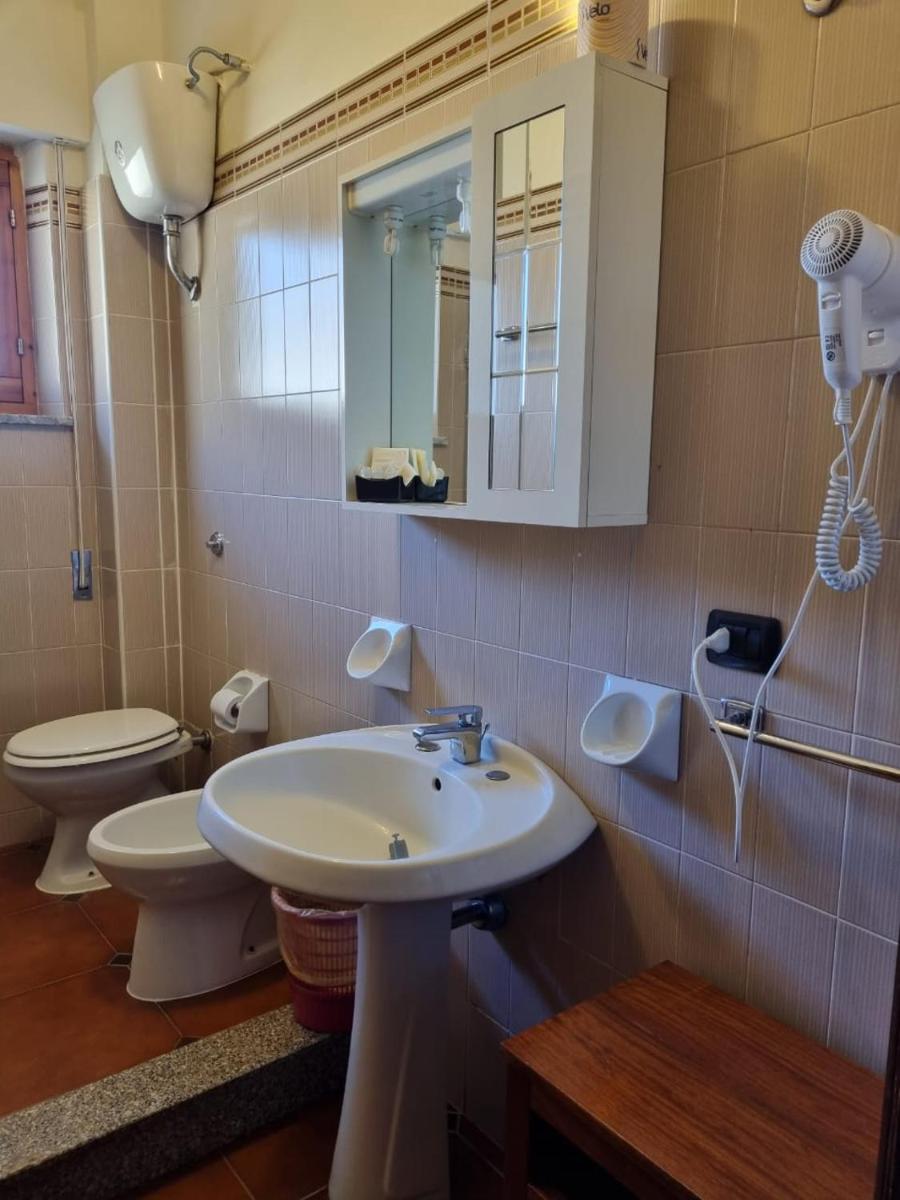 Double Room with Extra Bed - Photo 6