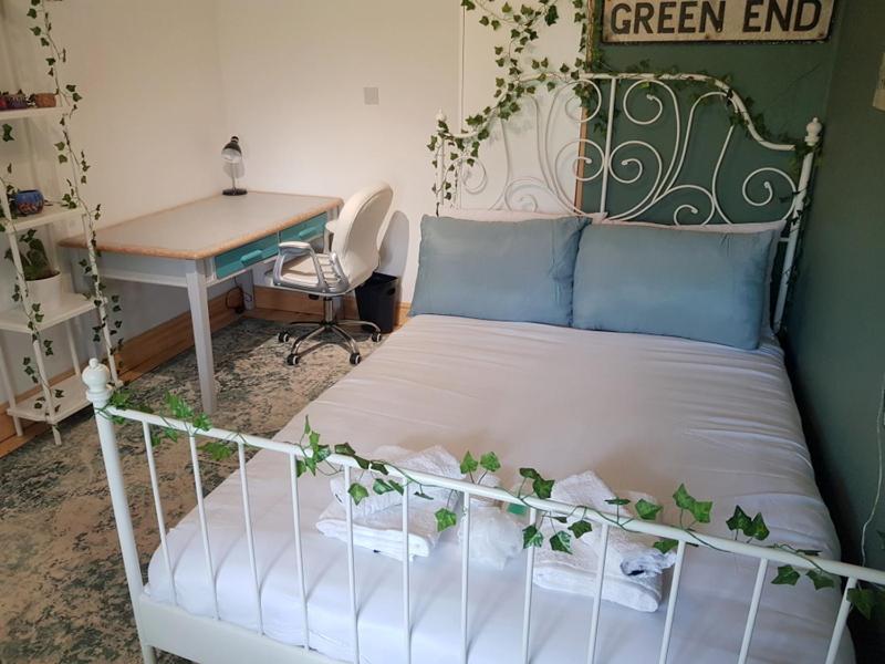 Double Room With Shared Bathroom