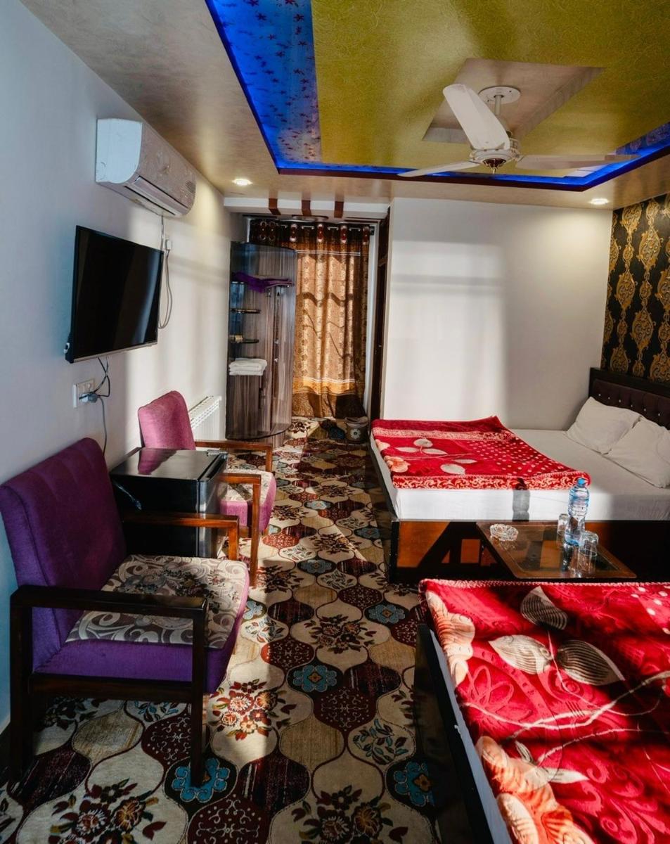 Budget Double Room photo 2