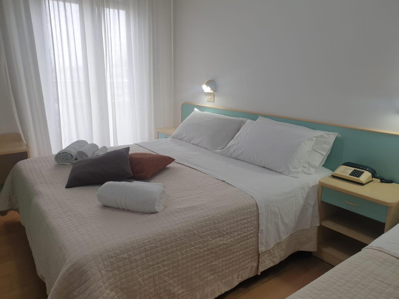 Triple Room - Photo 2