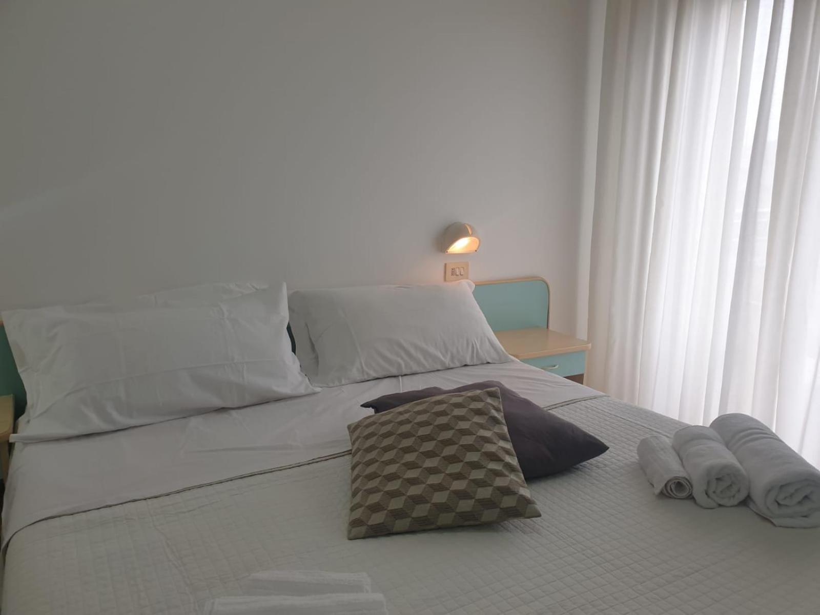 Triple Room - Photo 8
