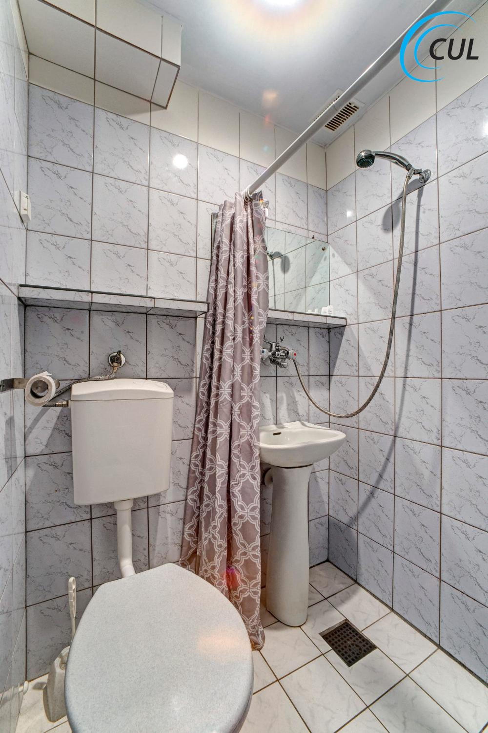 Single Room photo 2