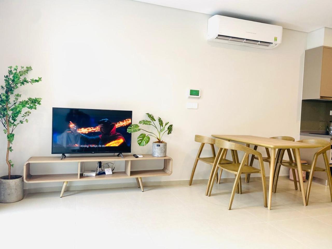 One-Bedroom Apartment - Photo 6