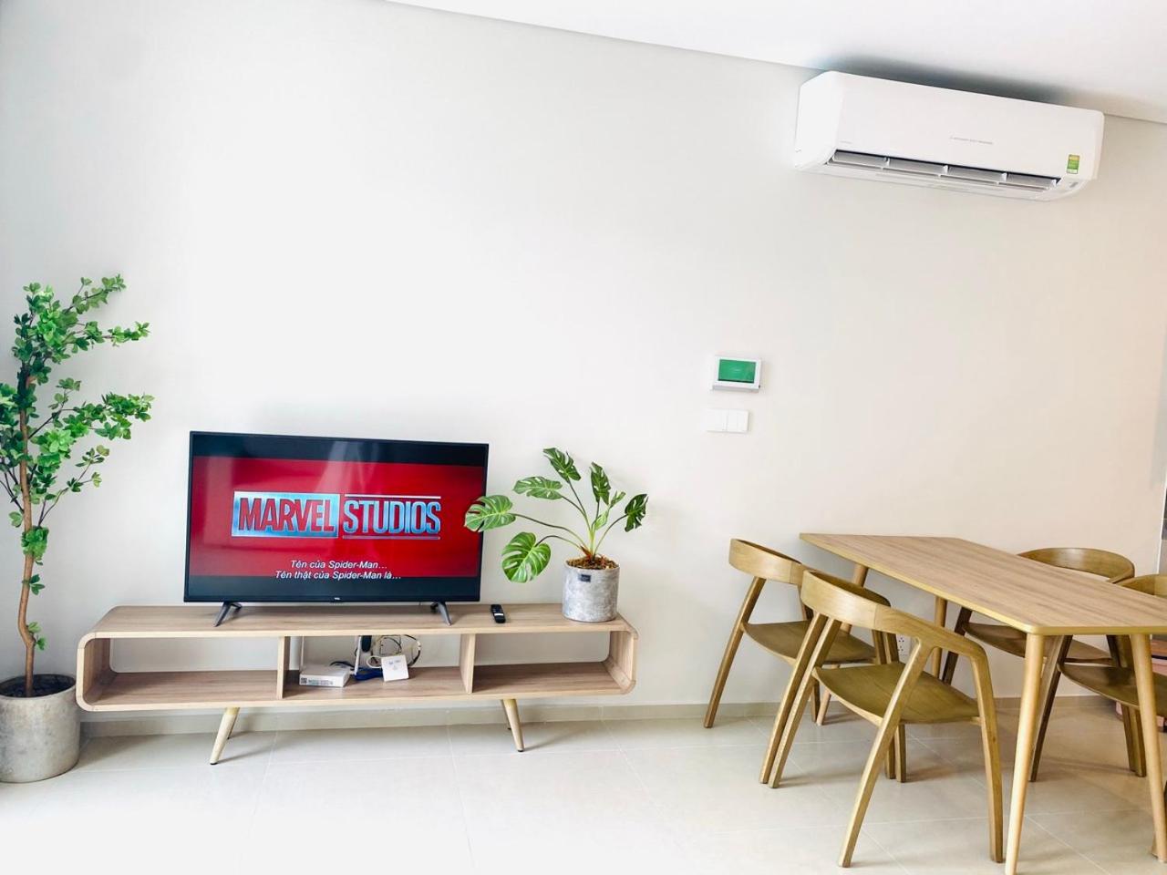One-Bedroom Apartment - Photo 11