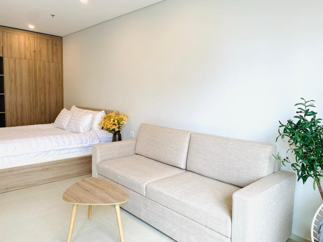 One-Bedroom Apartment - Photo 14