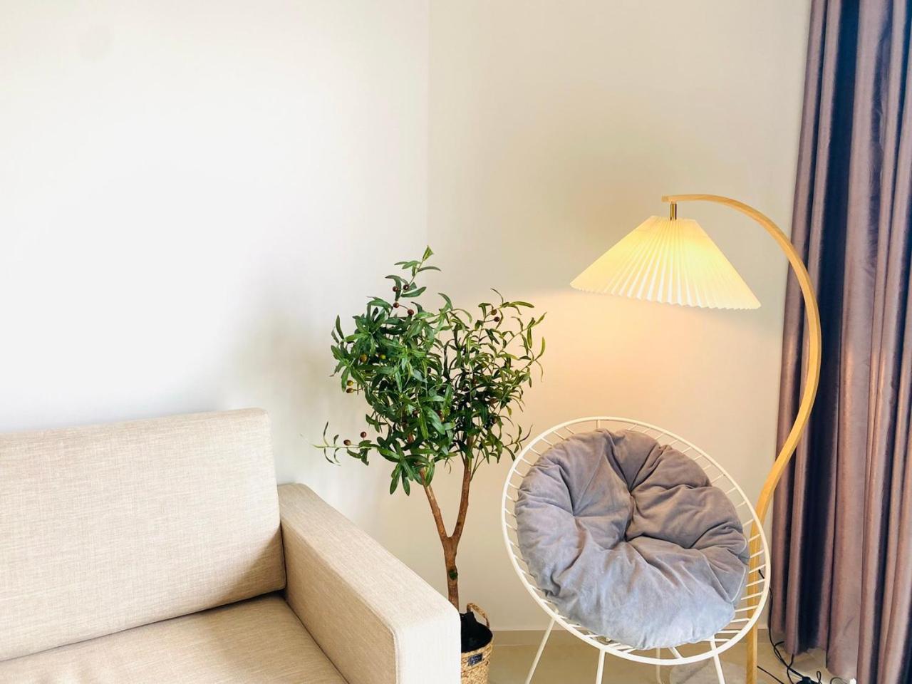 One-Bedroom Apartment - Photo 16