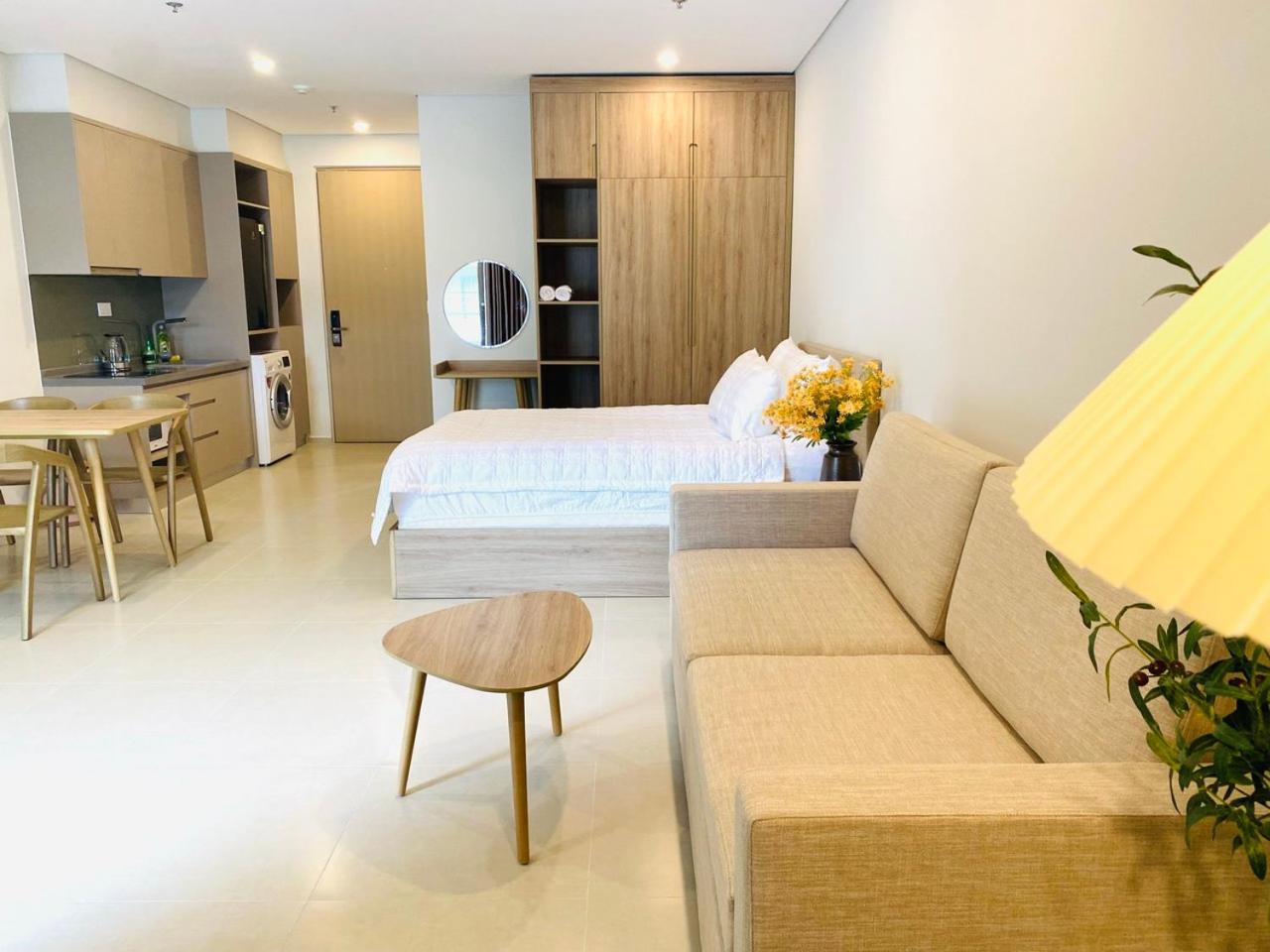 One-Bedroom Apartment - Photo 15