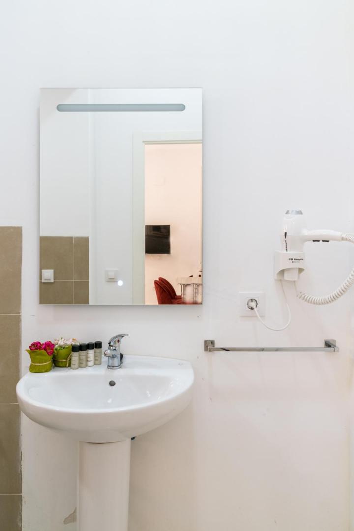 Two-Bedroom Apartment - Photo 6